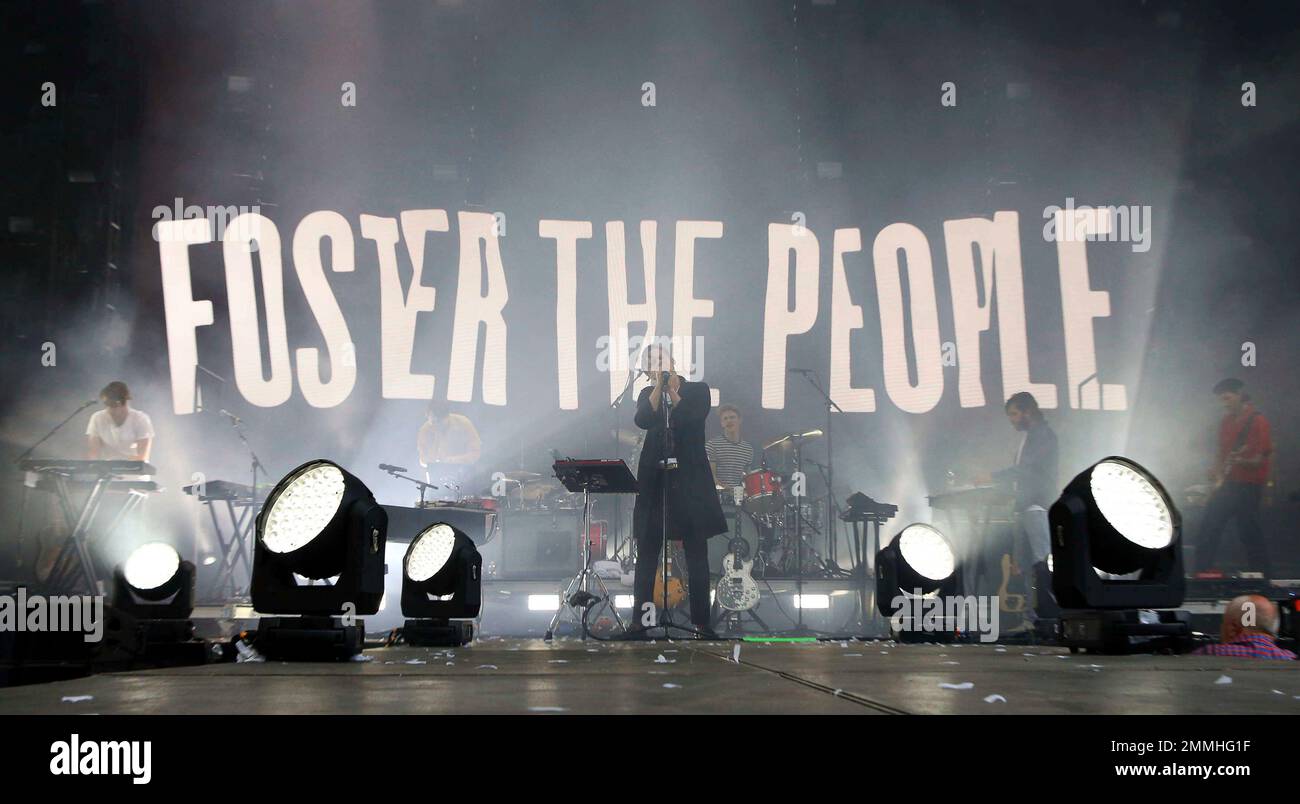 Mark Foster, Sean Cimino, Isom Innis and Mark Pontius with Foster The ...