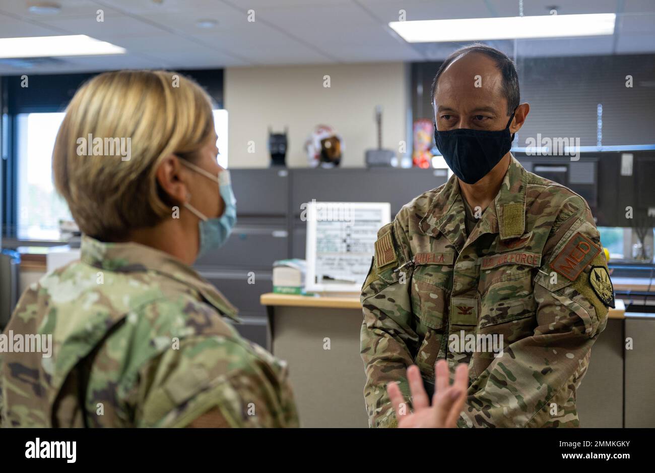 https://c8.alamy.com/comp/2MMKGKY/col-peggy-dickson-436th-medical-group-commander-left-welcomes-col-rudolph-cachuela-air-mobility-command-surgeon-general-during-his-visit-to-dover-air-force-base-delaware-sept-20-2022-cachuela-toured-the-436th-mdg-air-force-mortuary-affairs-operations-and-bedrock-innovation-lab-2MMKGKY.jpg