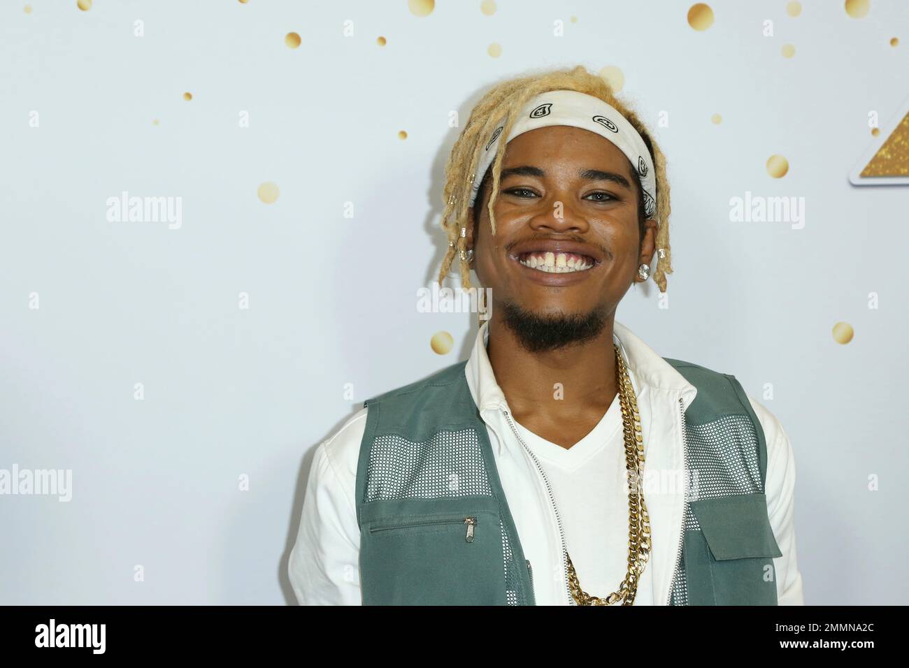 Violinist Brian King Joseph arrives at the "America's Got Talent