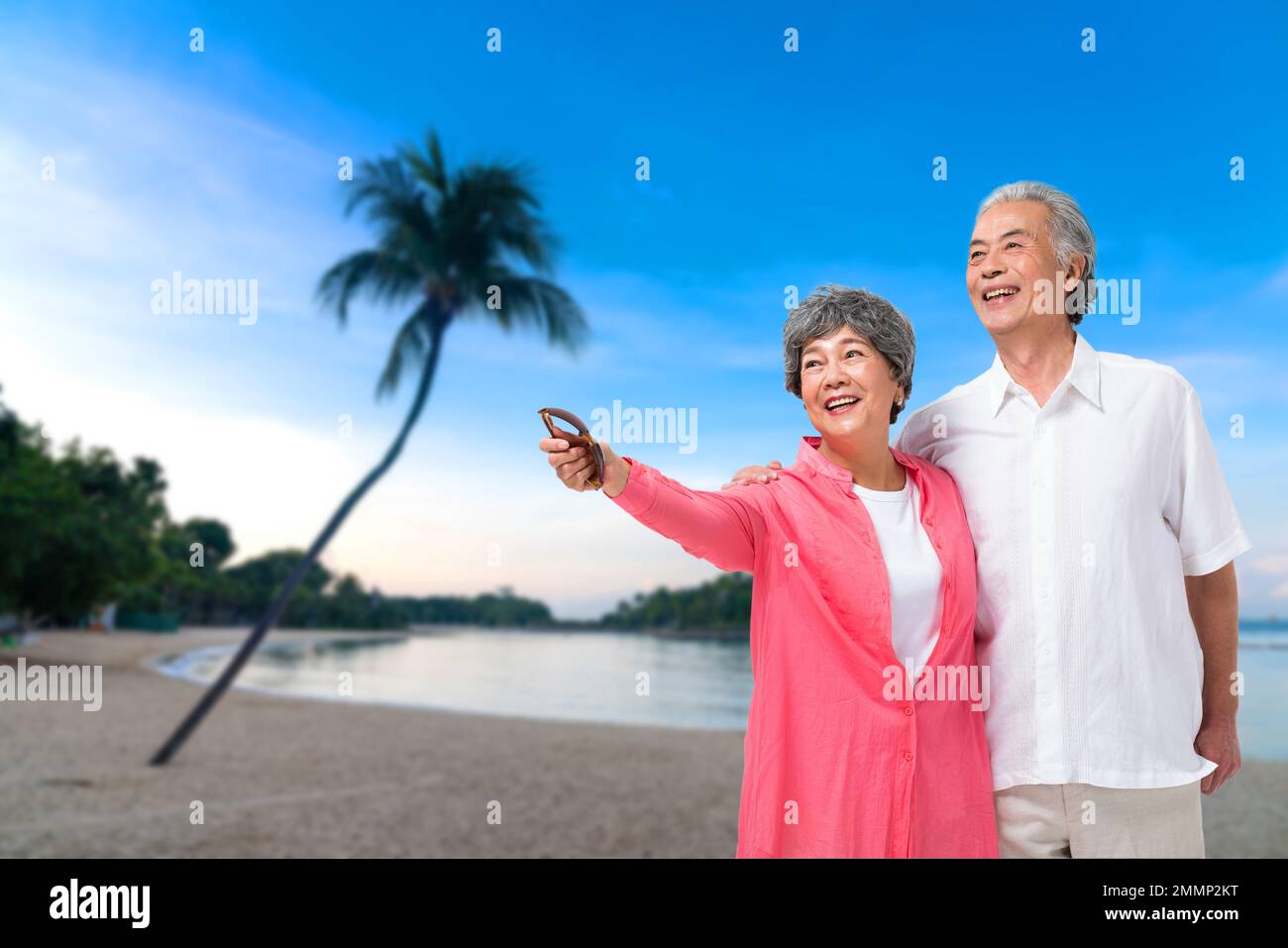 Singapore elderly women hi-res stock photography and images - Alamy