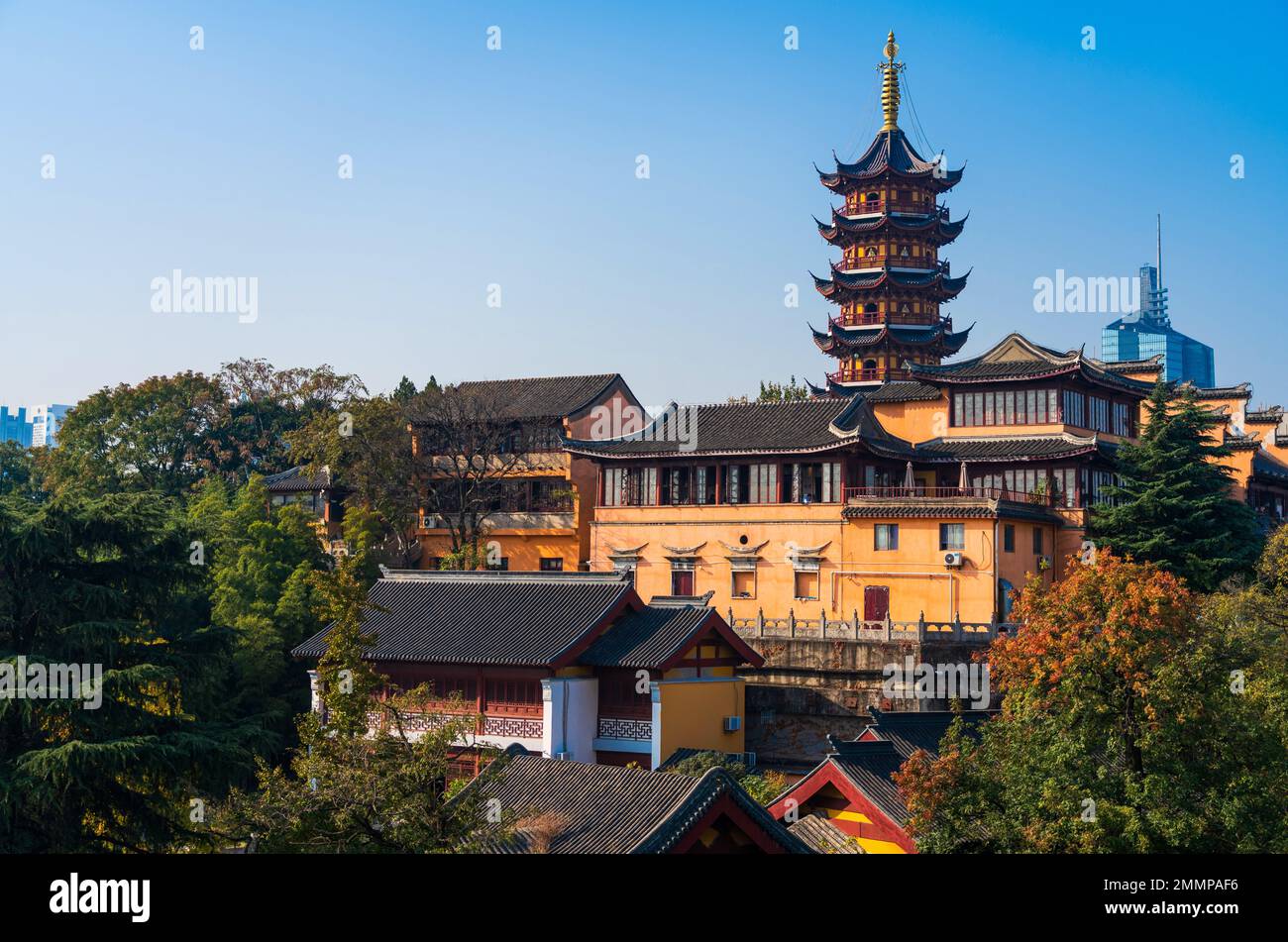 the-ancient-crowing-temple-hi-res-stock-photography-and-images-alamy