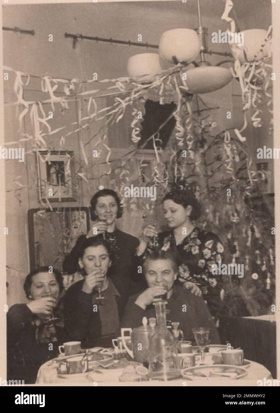 Vintage drinking / life event / celebrations / family photo / friends photo / vintage trip / vintage celebration / group photo / vintage family / vintage friends / Additional-Rights-Clearences-Not Available Stock Photo
