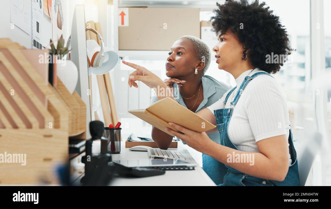 African women working computer hi-res stock photography and images - Alamy
