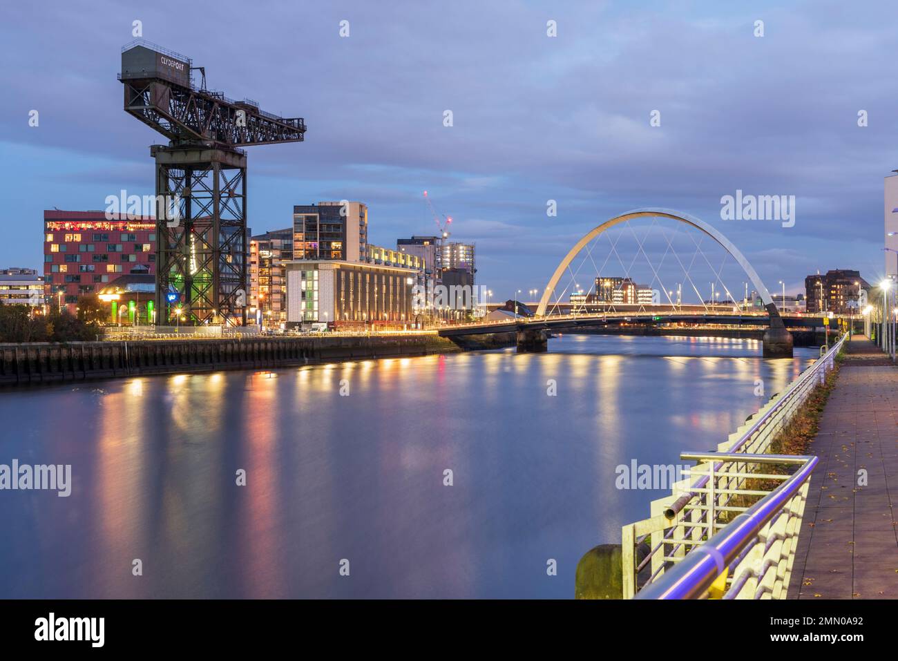 United Kingdom, Scotland, Glasgow, River Clyde, Finnieston Crane, Clyde Arc (Squinty Bridge) Stock Photo