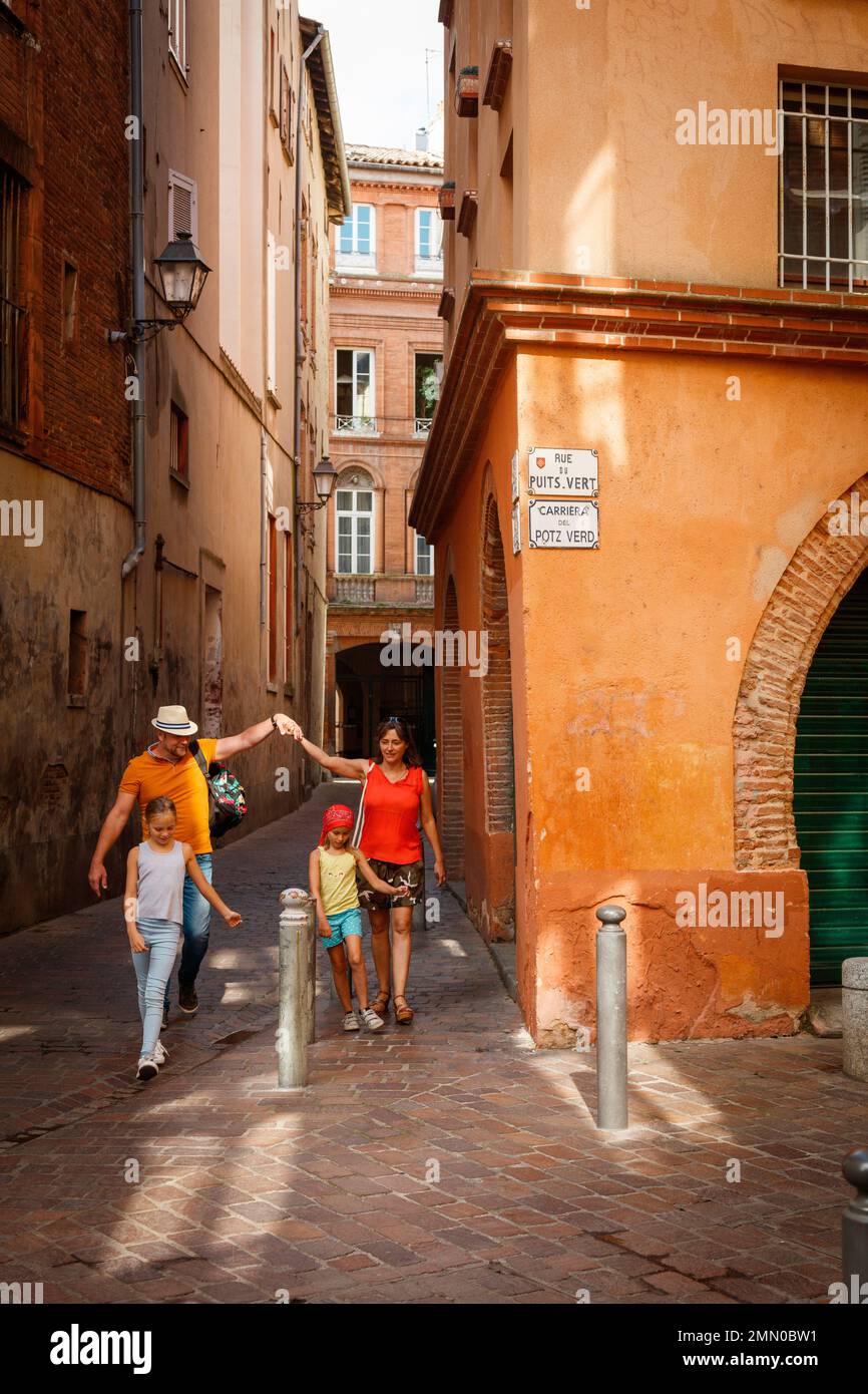 Puits vert hires stock photography and images Alamy