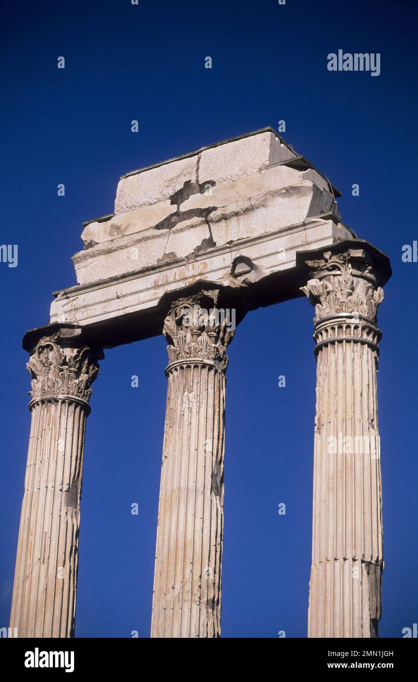 Italy, Rome, Colonnades at the Roman forum, near the Coliseum Stock ...