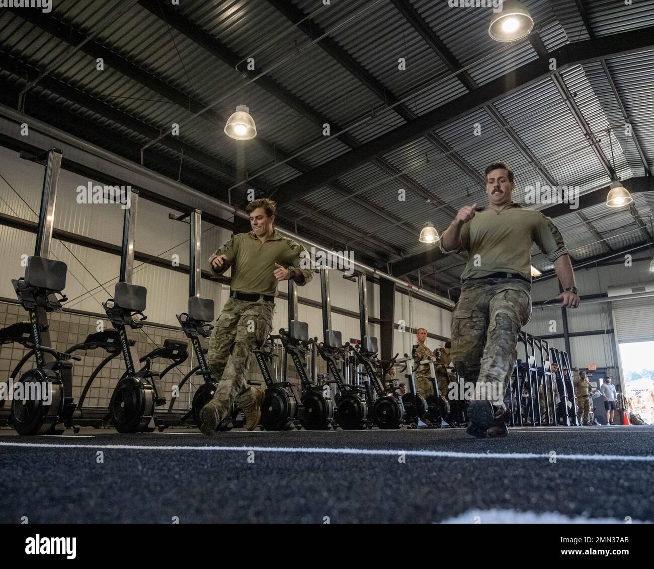 U.S. Air Force Tactical Air Control Party specialists from the 18th Air ...