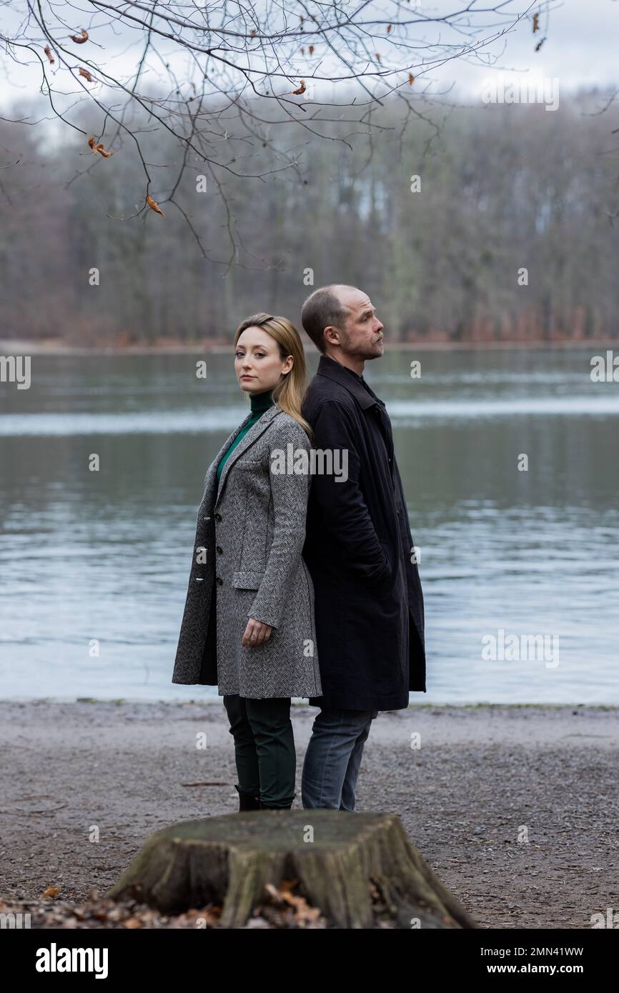 Cologne, Germany. 27th Jan, 2023. Alina Fritsch, Austrian actress, and Matthias Koeberlin (as Micha Oberländer), photographed at Decksteiner Weiher. Fritsch (as Luisa Hoffmann) is the new leading actress in the series 'Die Toten vom Bodensee'. ' The episode 'Nemesis' will be broadcast on ZDF on February 6. Credit: Rolf Vennenbernd/dpa/Alamy Live News Stock Photo