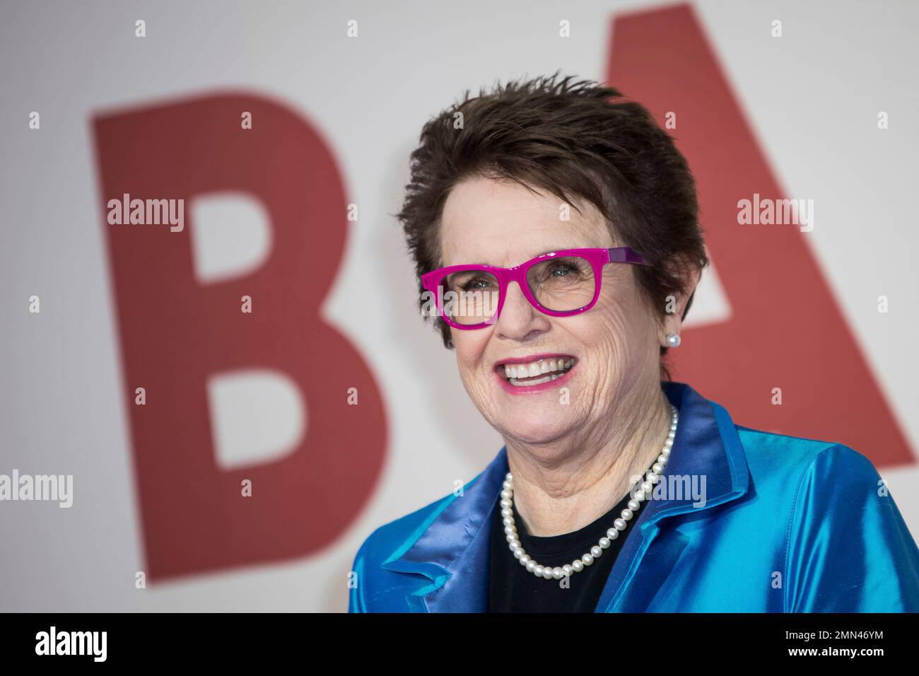 Former tennis player Billie Jean King (C) is joined by cast