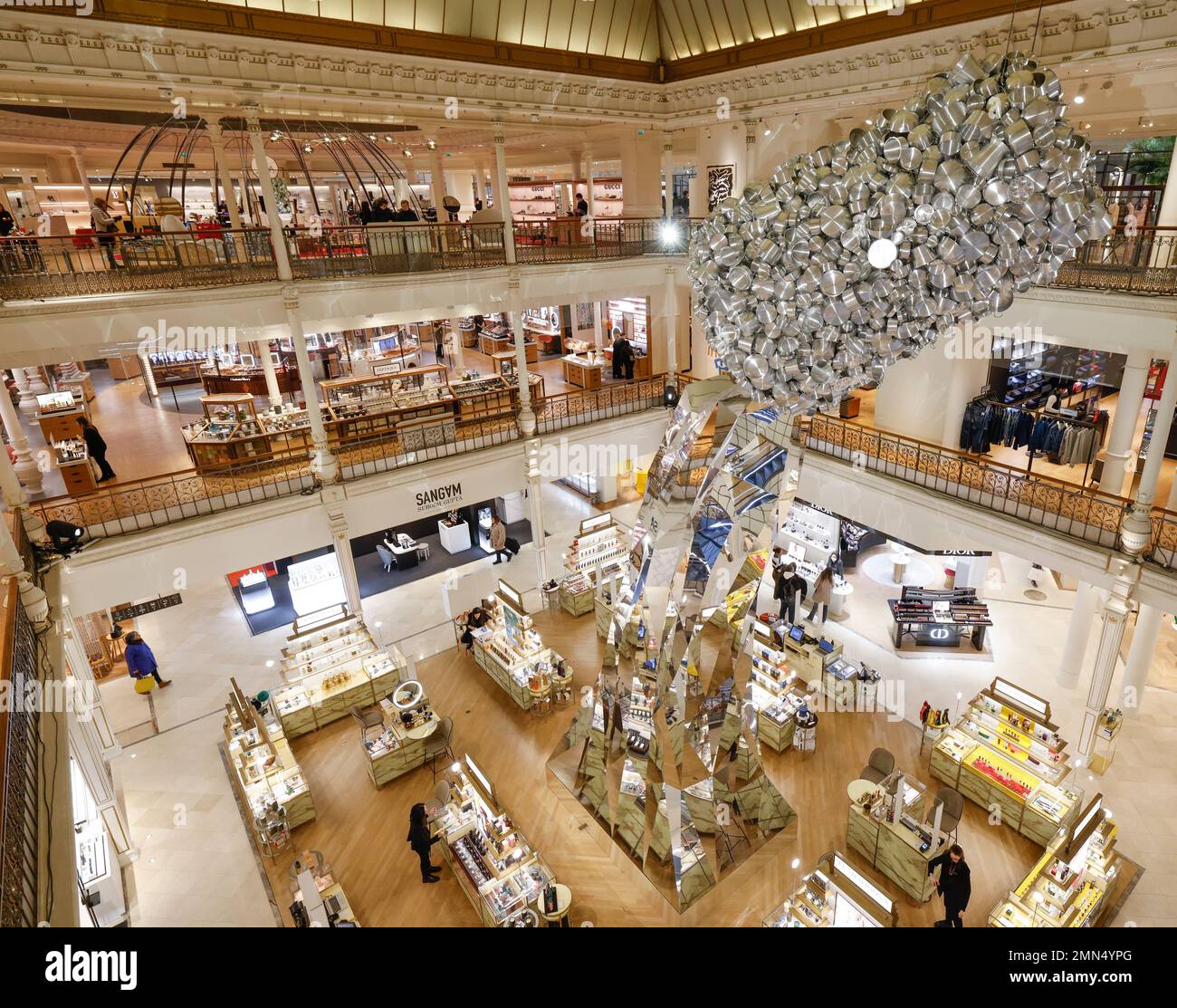Bon marche store hi-res stock photography and images - Alamy