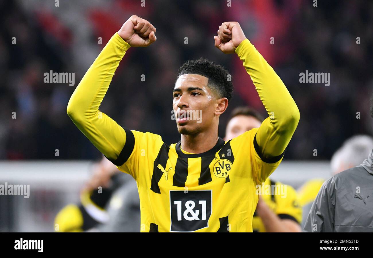 Bundesliga, BayArena Leverkusen; Bayer Leverkusen vs Borussia Dortmund