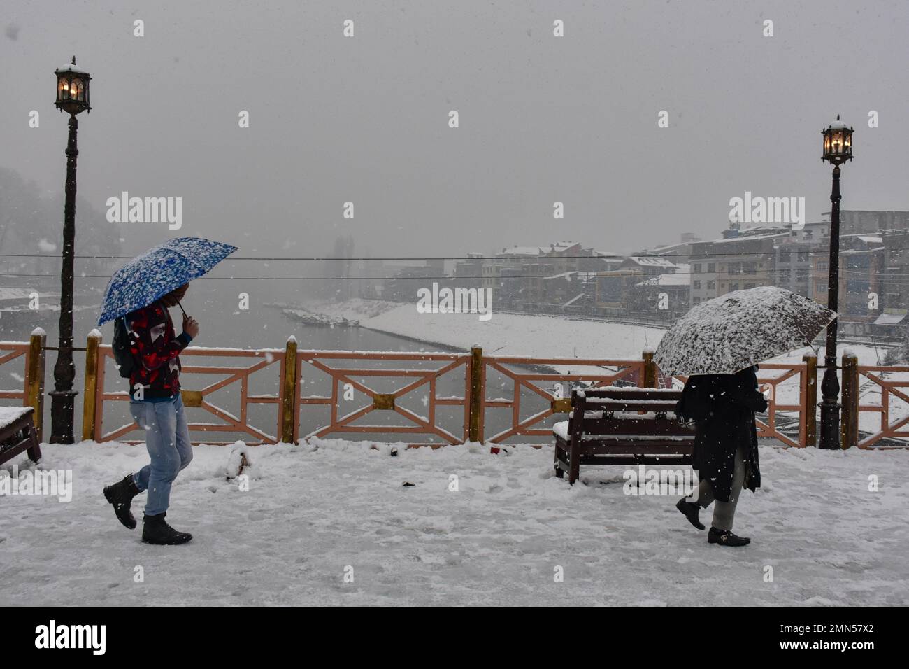 Snow Fall Cut Snows cut hi-res stock photography and images - Alamy