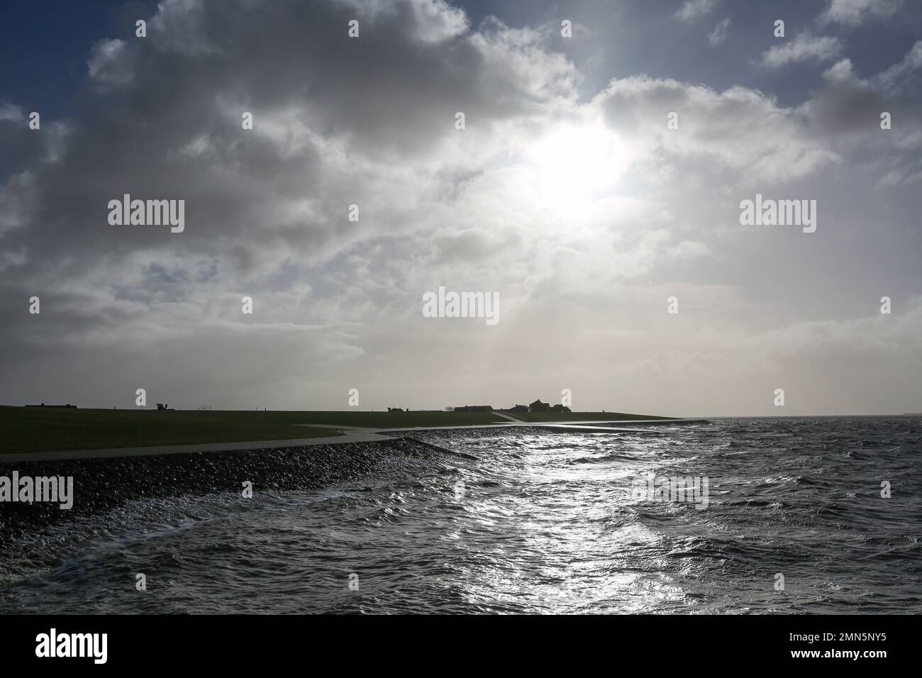 30 January 2023, SchleswigHolstein, Dagebüll A mix of sun and rain