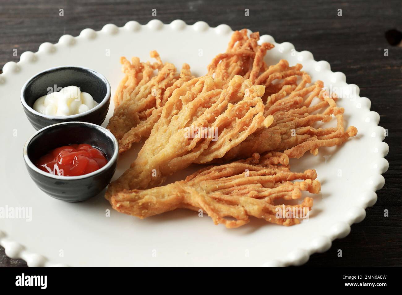 Deep Fried Enoki Mushroom or Golden Needle Mushroom with Spicy Dipping