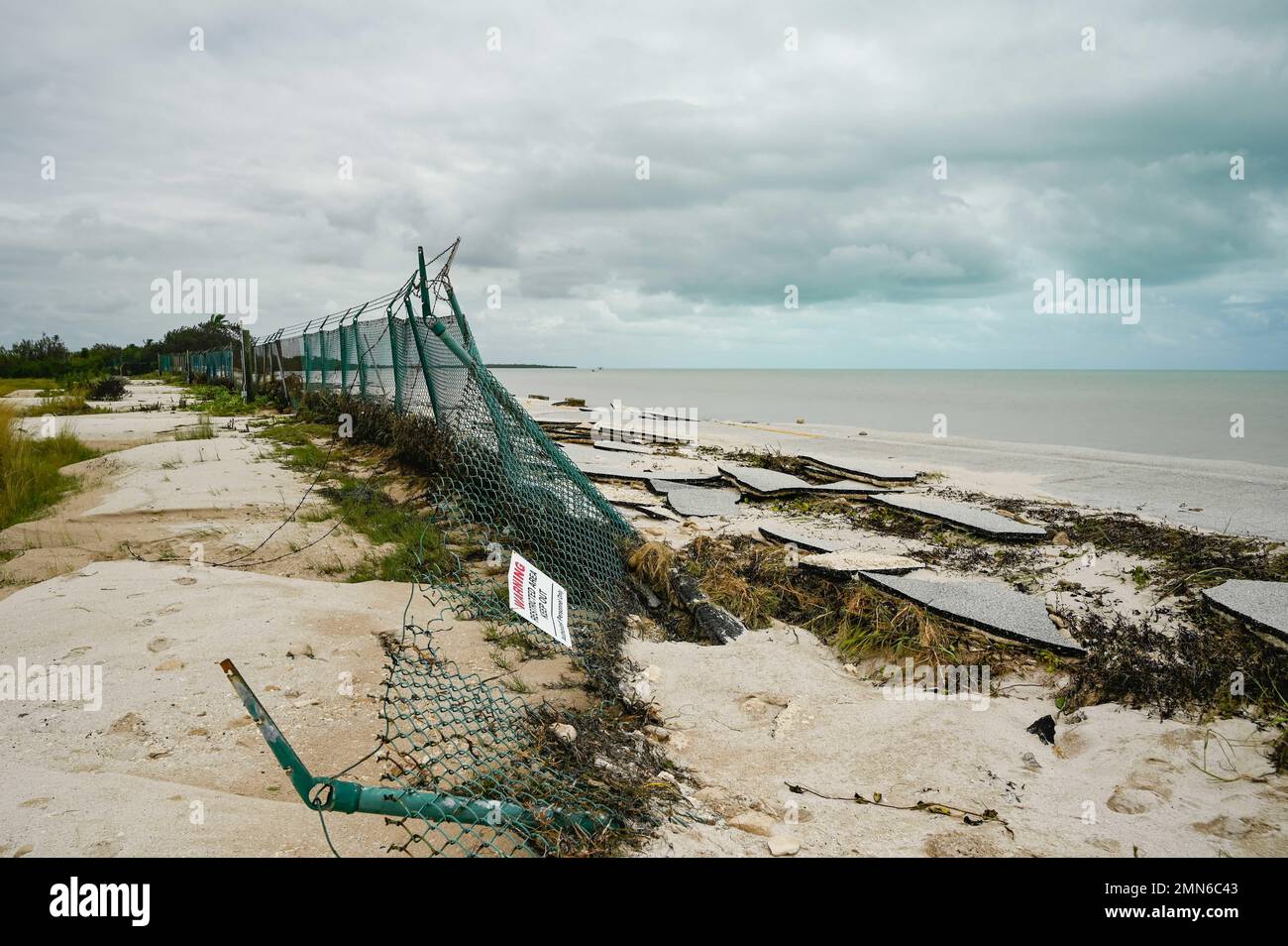 220929NIW1251394 KEY WEST, Fla. (Sep 29, 2022) Fence line and