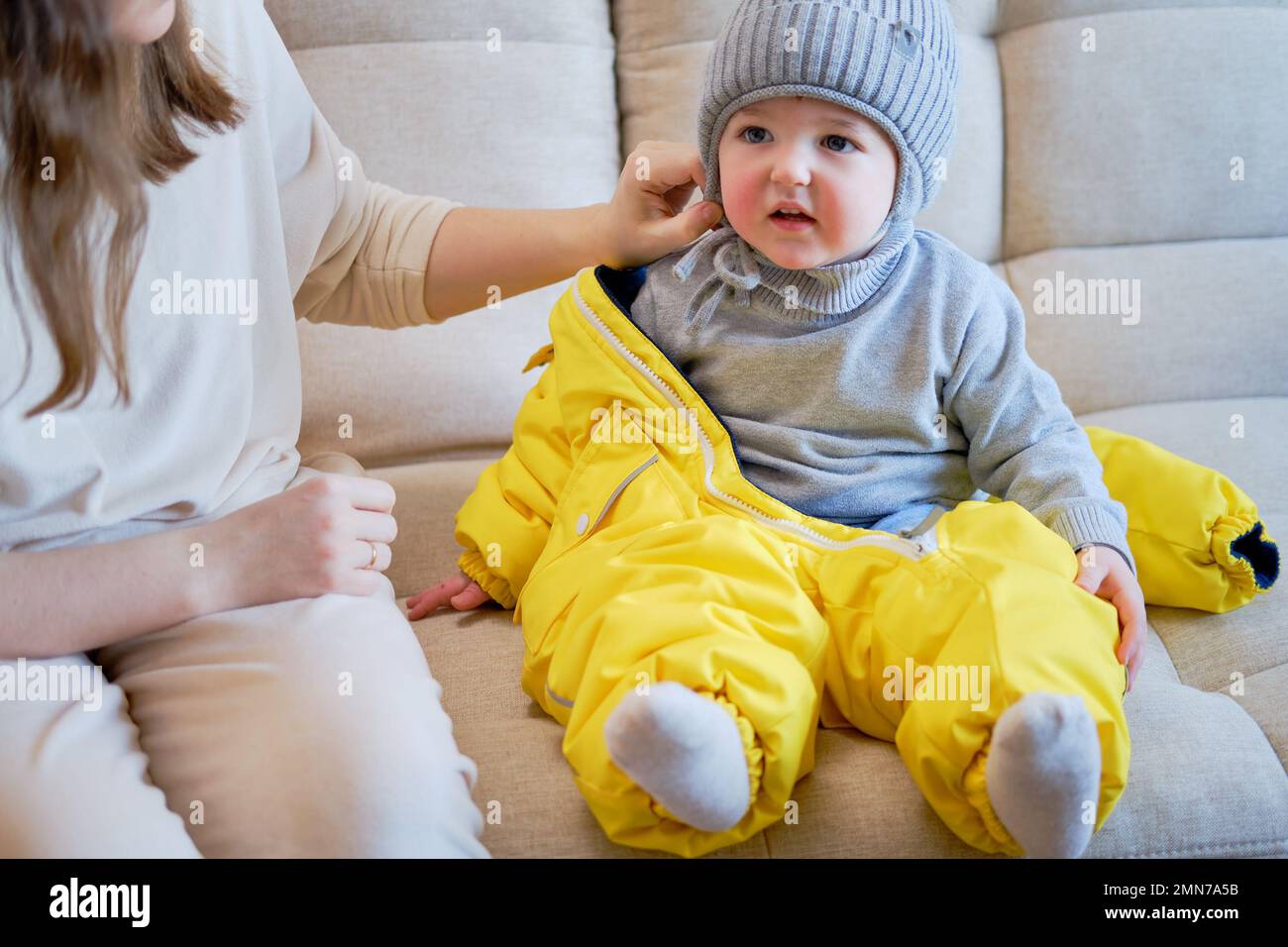 PADDY BABY Baby Boy's & Girl's Woollen 1 Baby Bib, 1 Baby Cap, 2 Baby  Pyjamas and 1 Upper Winter Wear Clothes-(0-3 months)-Red - | Buy Baby Care  Combo in India | Flipkart.com