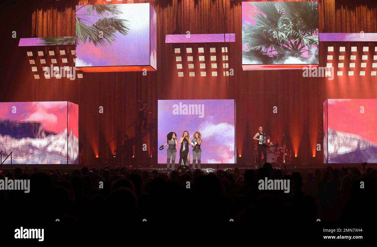 Shania Twain performs during the Shania Now Tour at the Infinite Energy