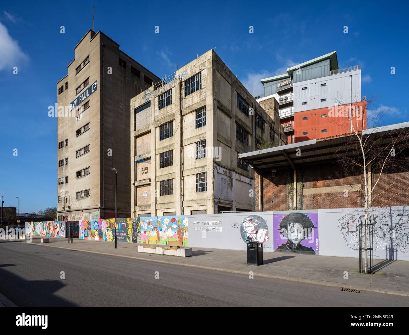R&W Paul silo, Ipswich, Suffolk, England 30 Jan 2023 Derelict