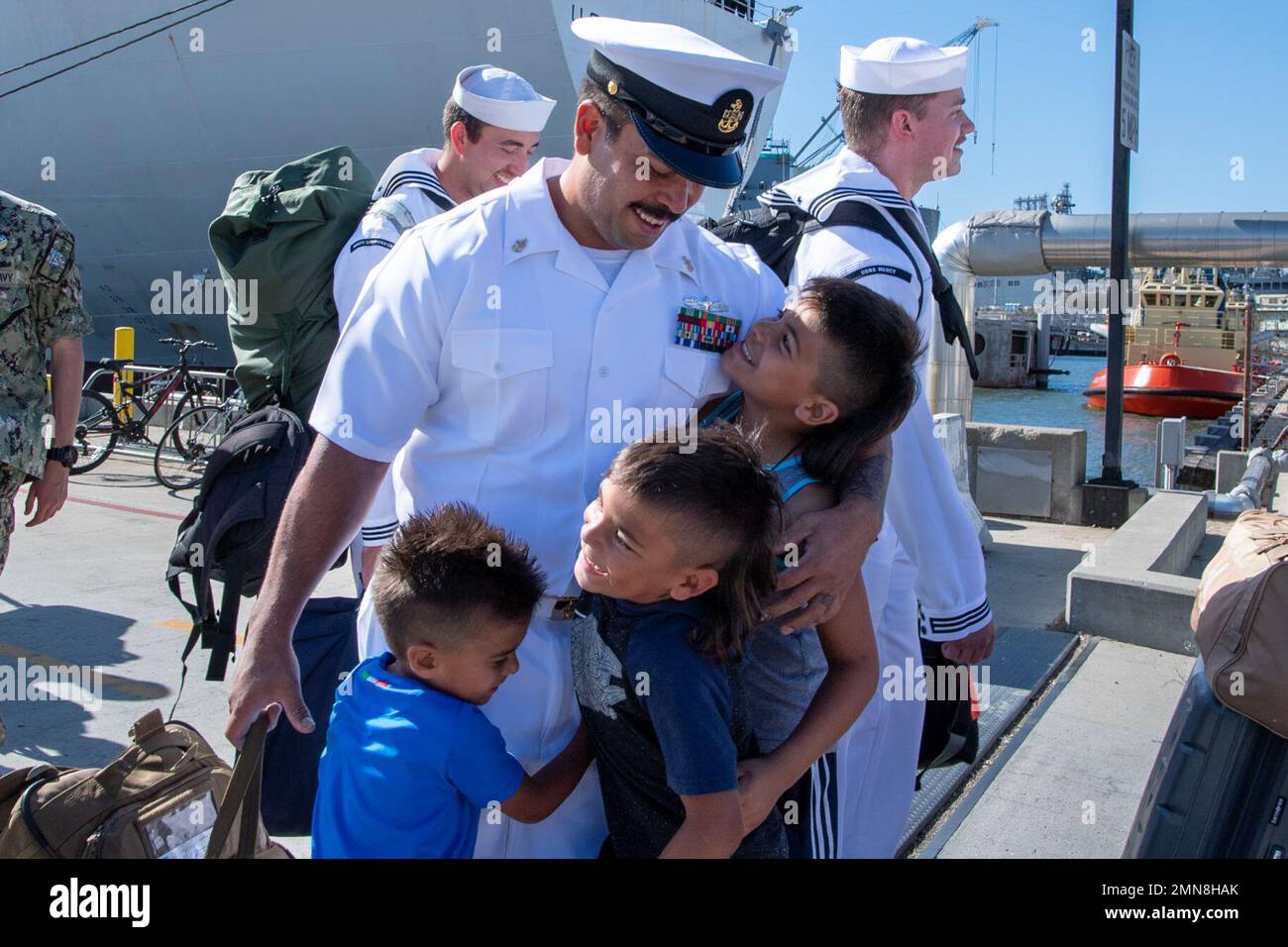 SAN DIEGO (Sept. 30, 2022) – Chief Machinist Mate Thomas Reyes greets ...