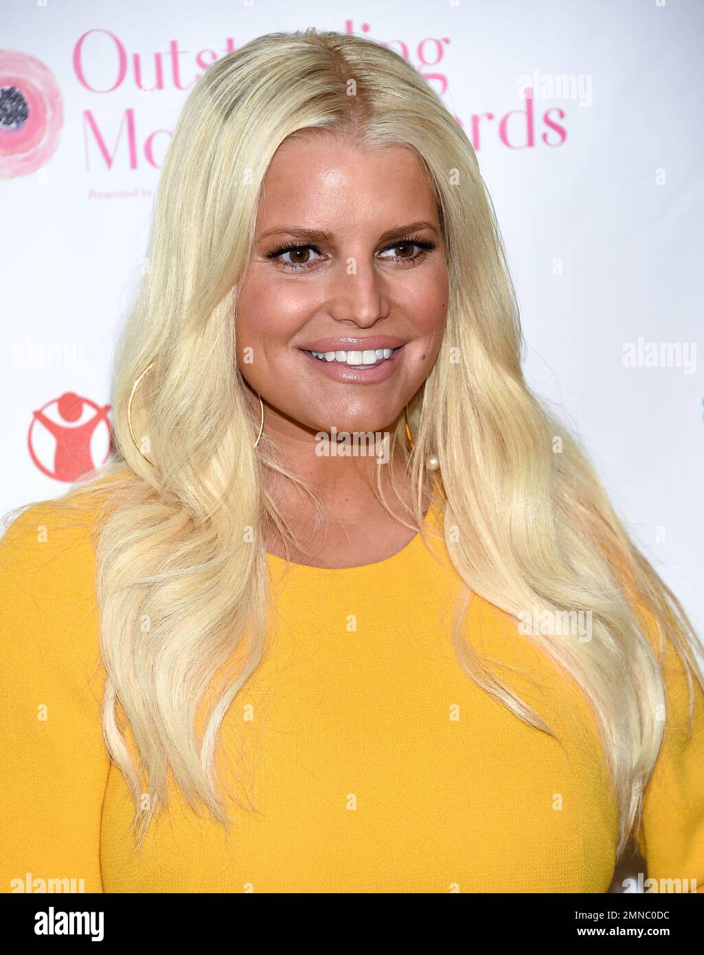 Honoree Jessica Simpson attends the 2018 Outstanding Mother Awards at