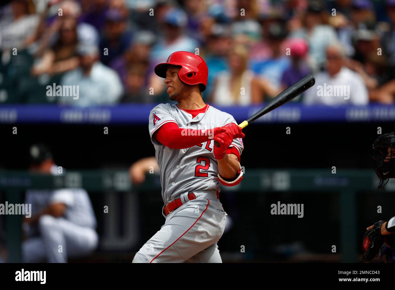 Angels news: Andrelton Simmons, Tommy La Stella find new homes