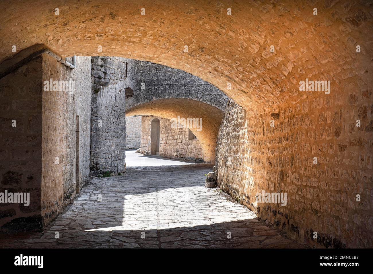 Collecte d'eau de pluie à Saint-Rome-de-Cernon (12490) - Eau Douce, image size:1300x956