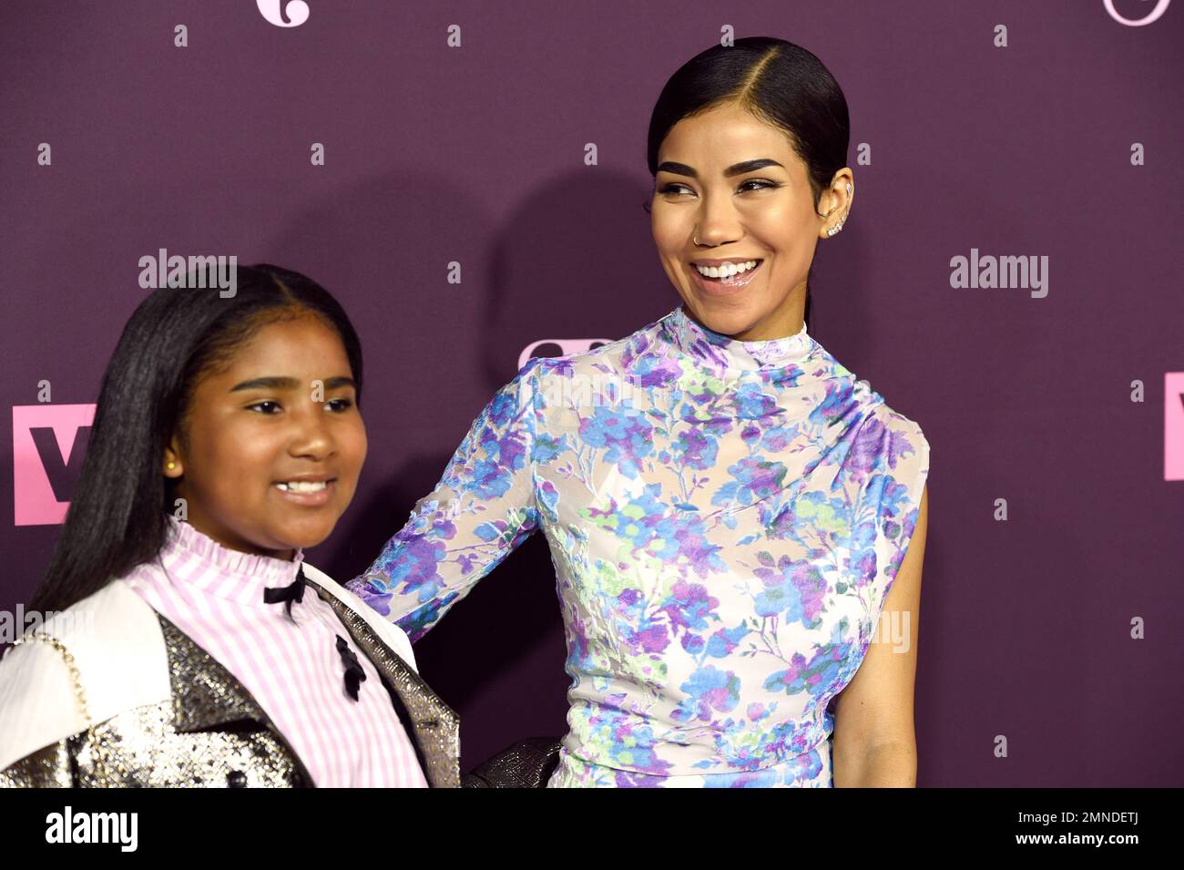 Jhene Aiko And Daughter