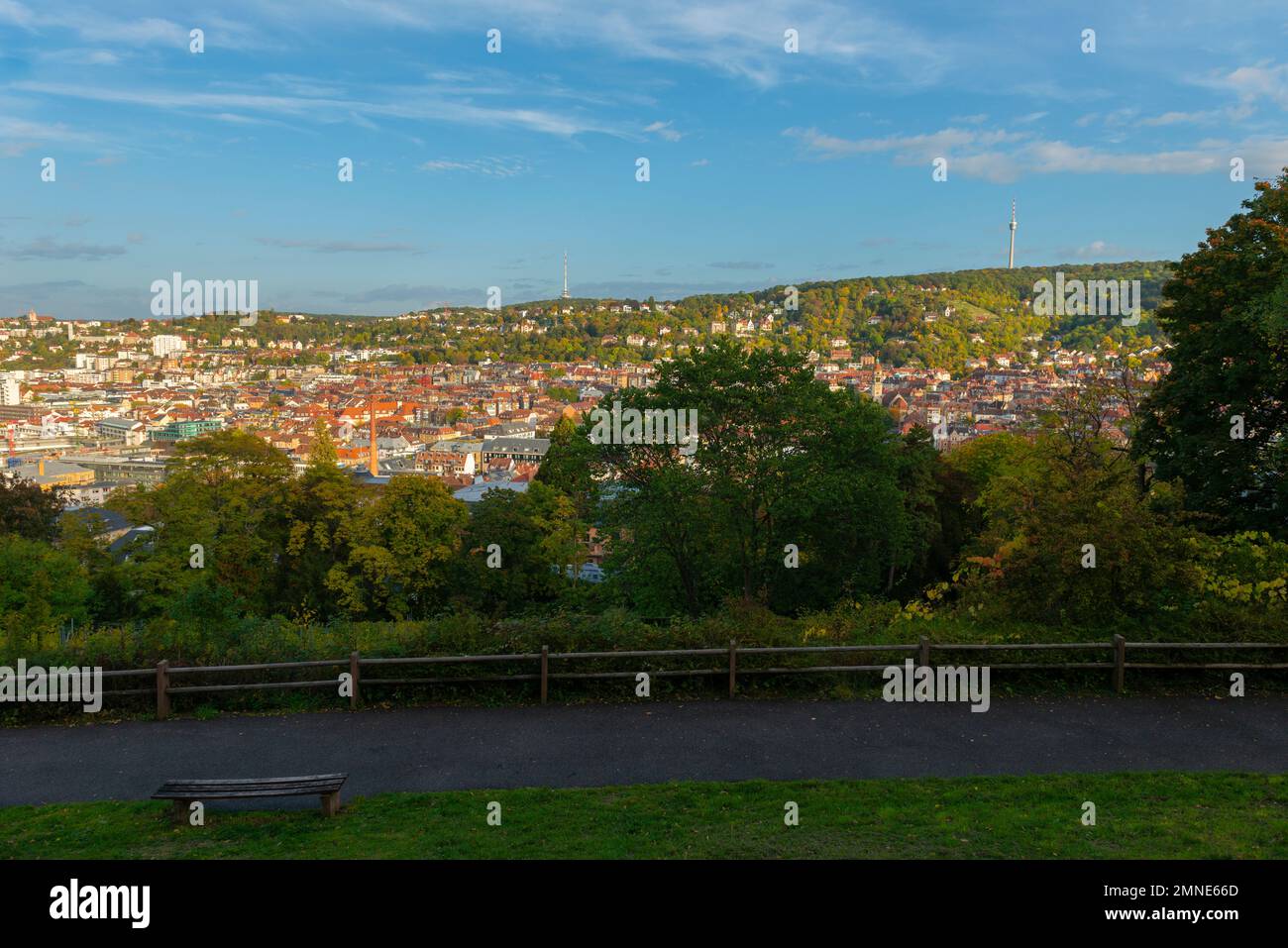 öffentliche grünanlage hi-res stock photography and images - Alamy
