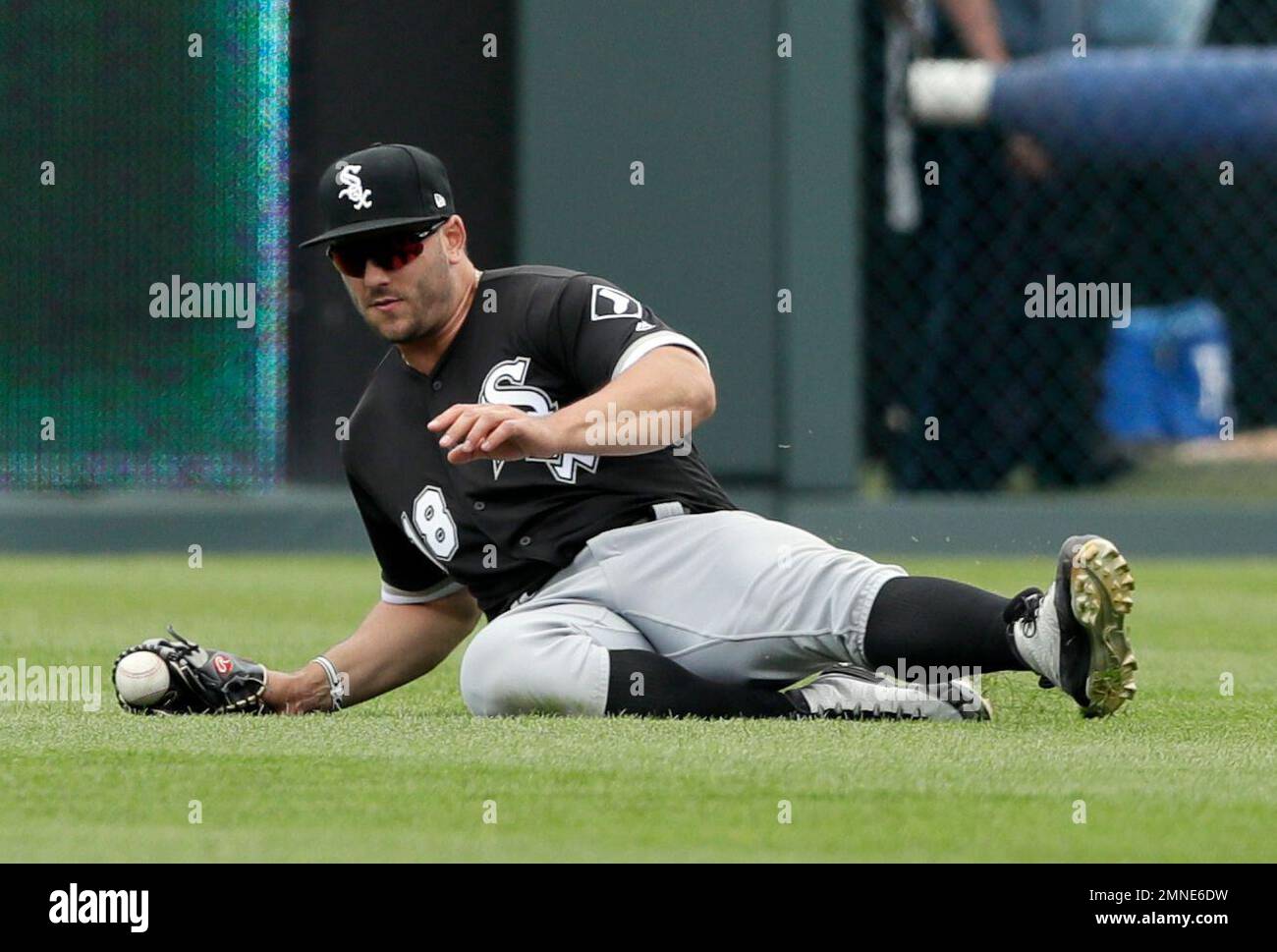 Chicago White Sox right fielder Daniel Palka drops a ball hit by Kansas  City Royals' Jorge Soler (12) during the fifth inning of a baseball game at  Kauffman Stadium in Kansas City,
