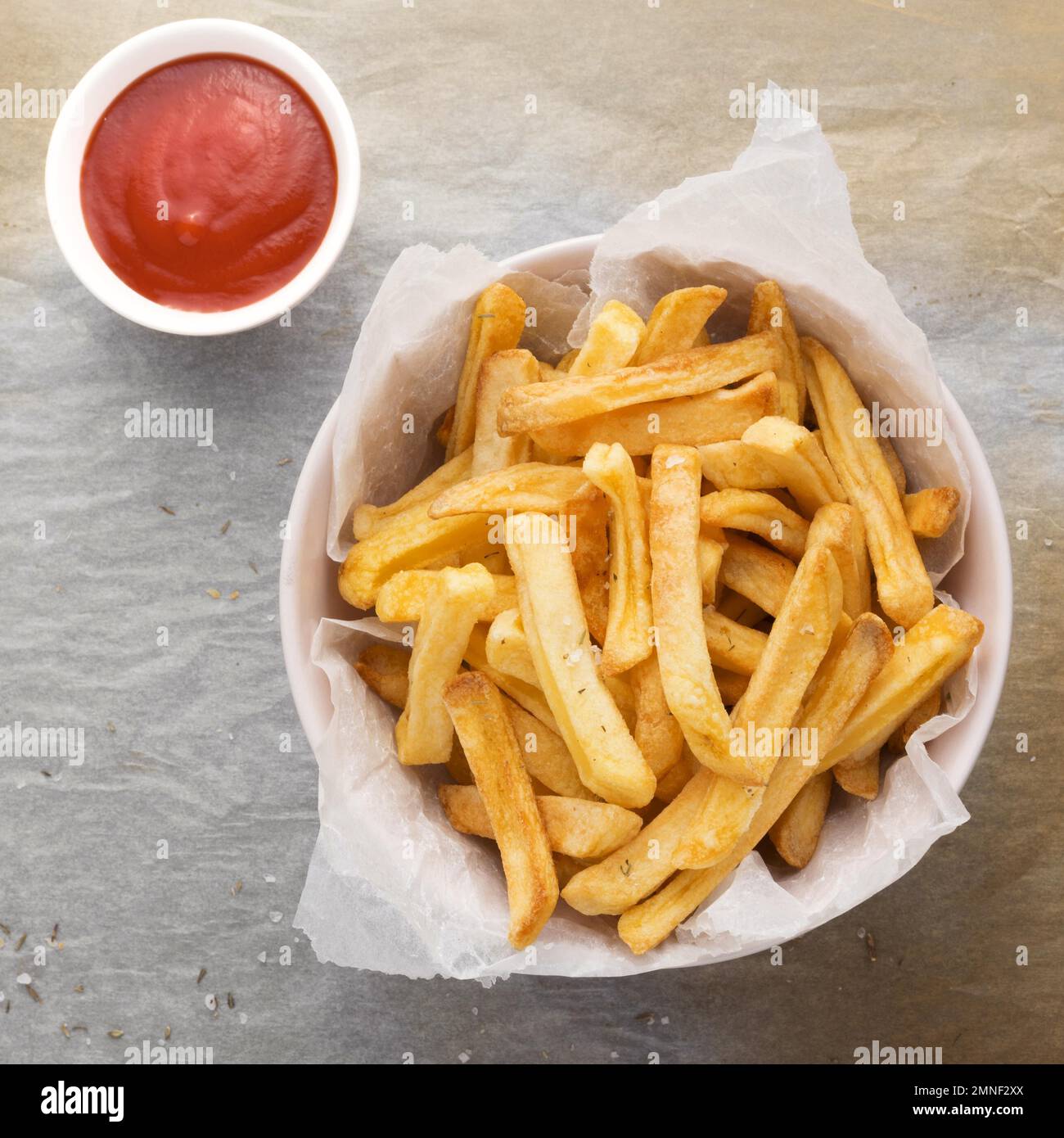 Ketchupsauce hires stock photography and images Alamy