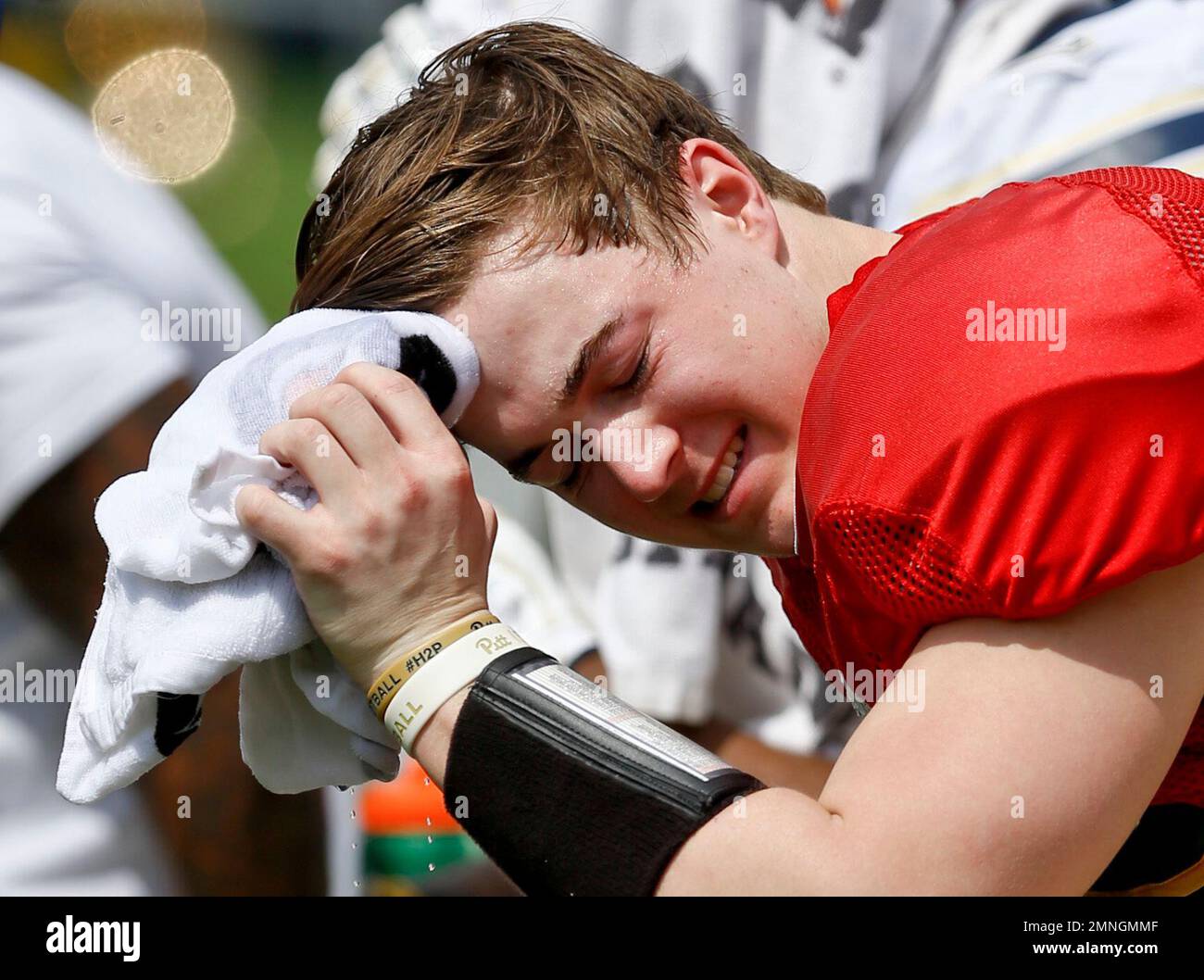 Pittsburgh quarterback Kenny Pickett (8) on the bench during their