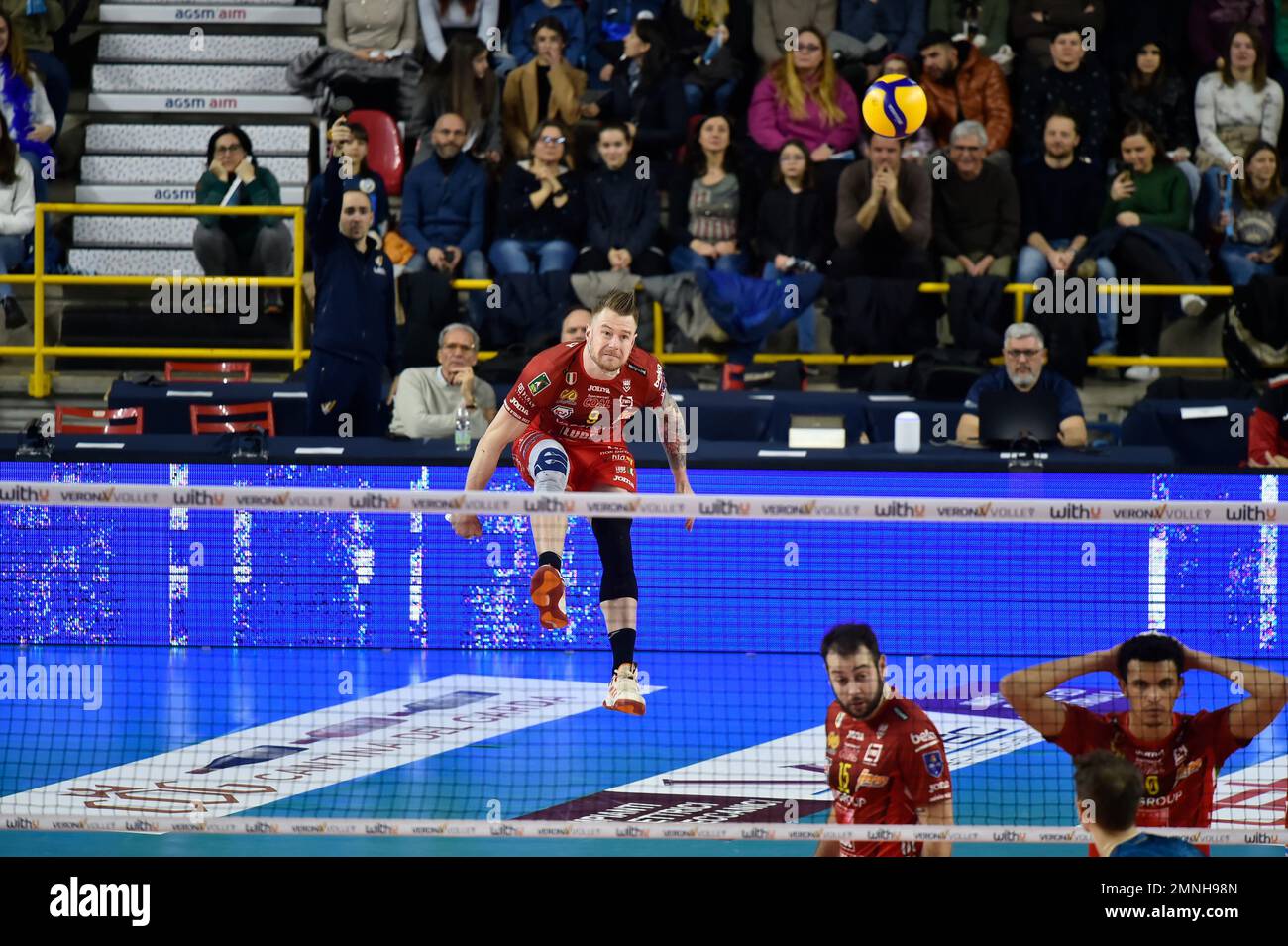 Verona, Italy. 29th Jan, 2023. Ivan Zaytsev (Cucine Lube civitanova) during  WithU Verona vs Cucine Lube Civitanova, Volleyball Italian Serie A Men  Superleague Championship in Verona, Italy, January 29 2023 Credit:  Independent