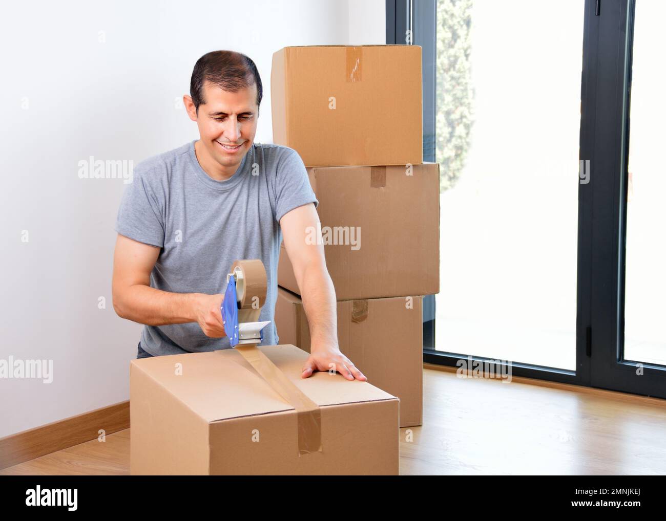 Shot man moving new hi-res stock photography and images - Alamy