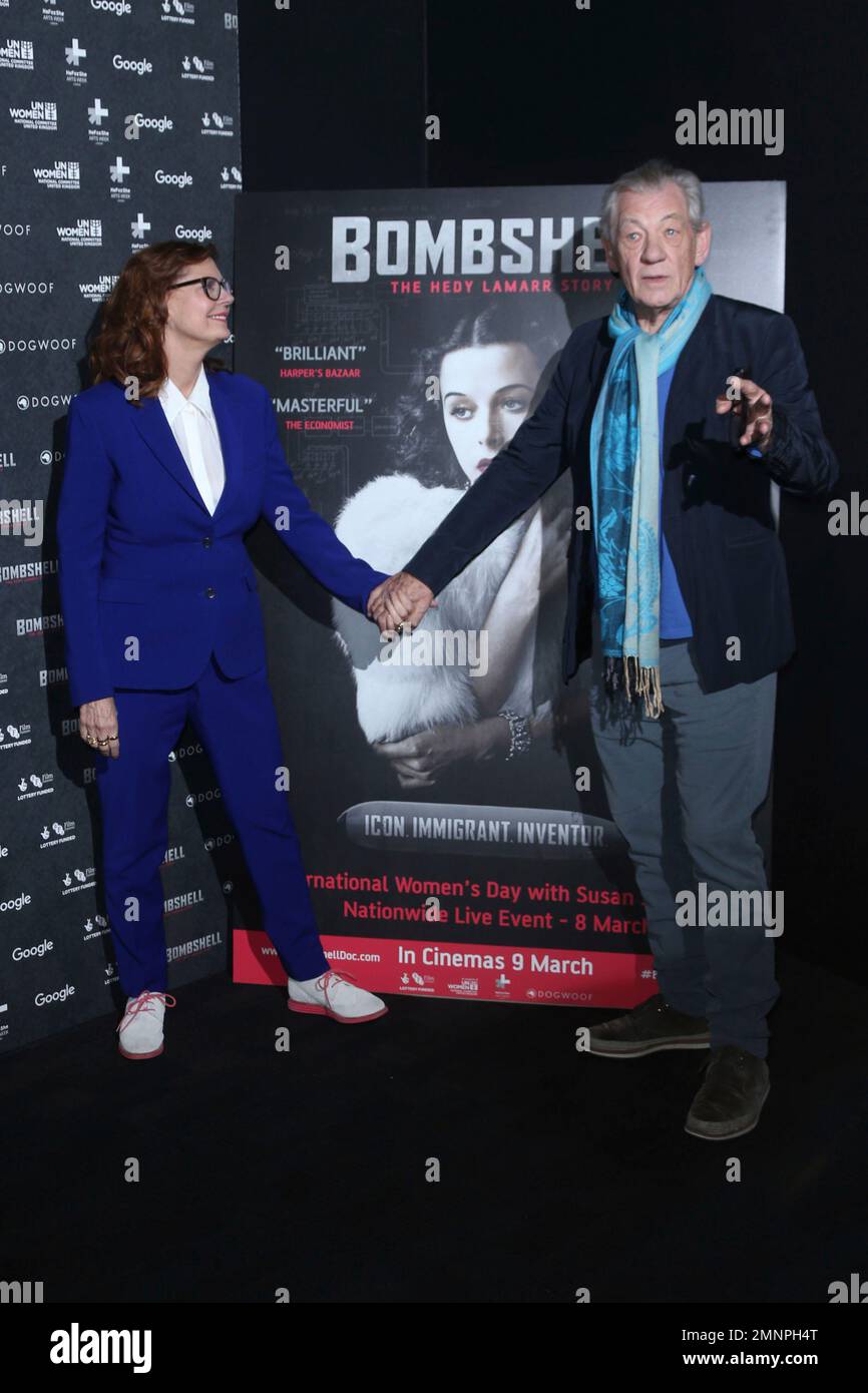 Actors Susan Sarandon and Sir Ian McKellen pose for photographers upon ...