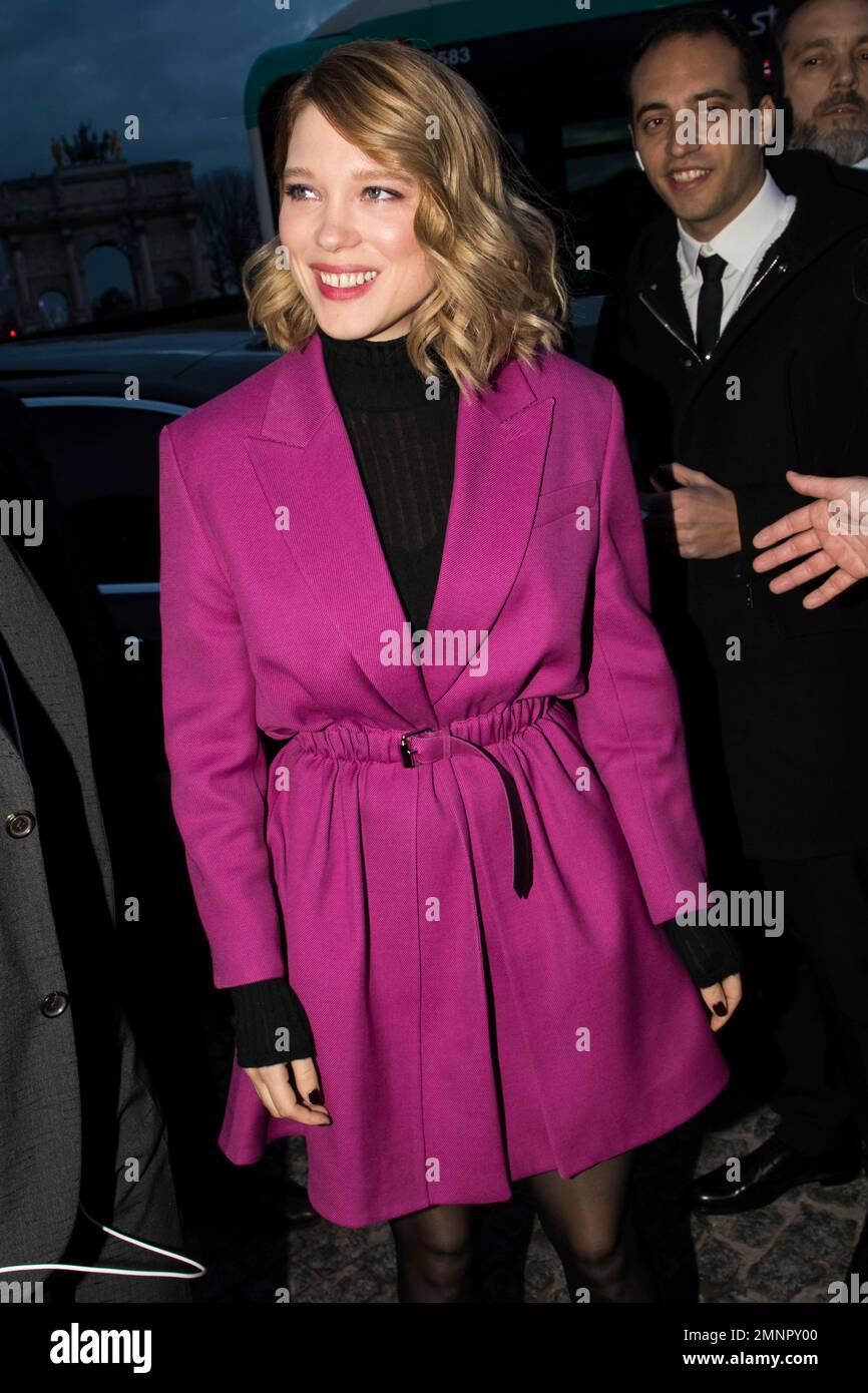 Lea Seydoux arrives for the Louis Vuitton ready-to-wear Spring/Summer 2023  fashion collection presented Tuesday, Oct. 4, 2022 in Paris. (AP  Photo/Francois Mori Stock Photo - Alamy