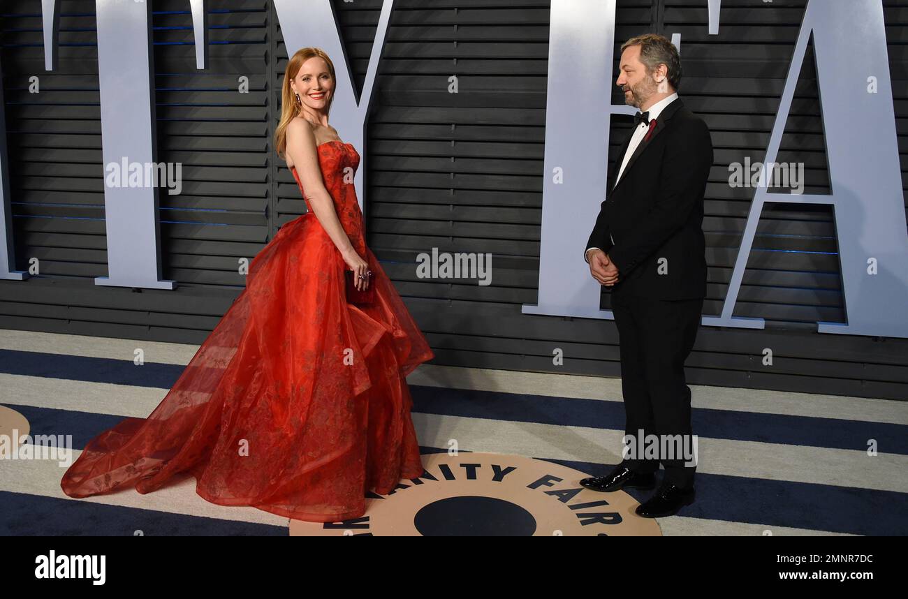 Leslie Mann Left And Judd Apatow Arrive At The Vanity Fair Oscar Party On Sunday March