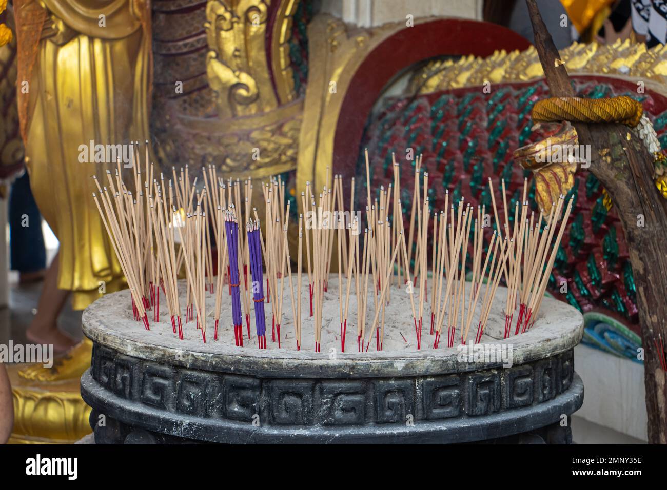 Altar of incense temple hires stock photography and images Alamy