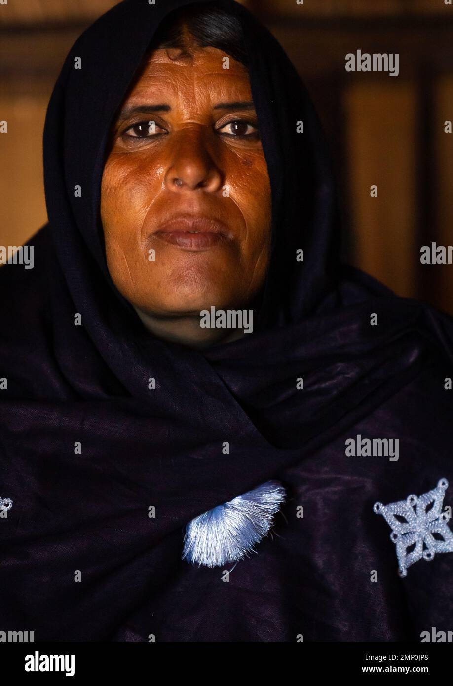 Portrait of a tuareg woman, North Africa, Tamanrasset, Algeria Stock Photo