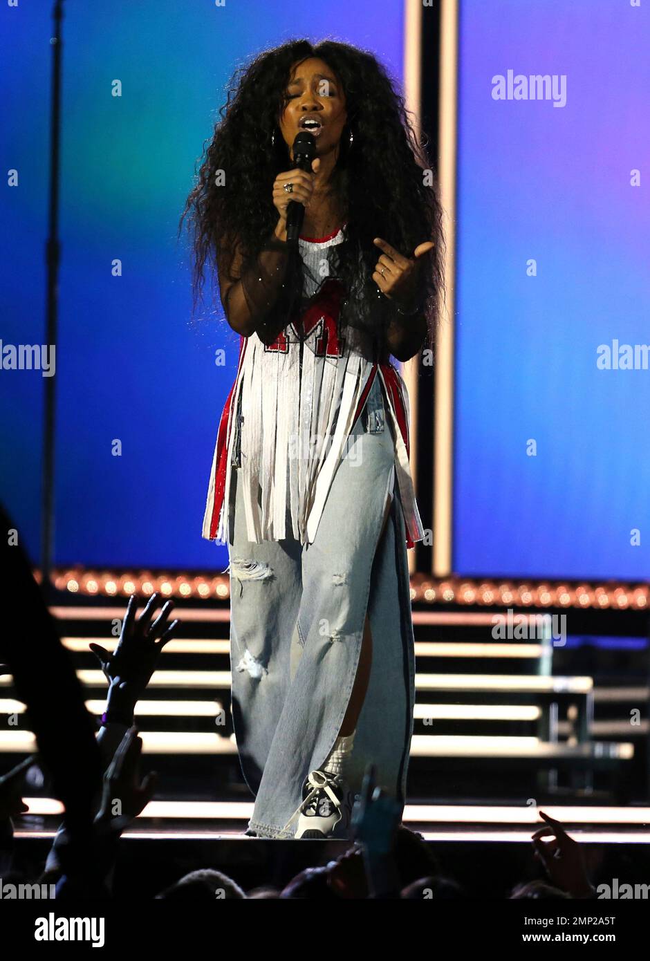 Sza performs "Broken Clocks" at the 60th annual Grammy Awards at