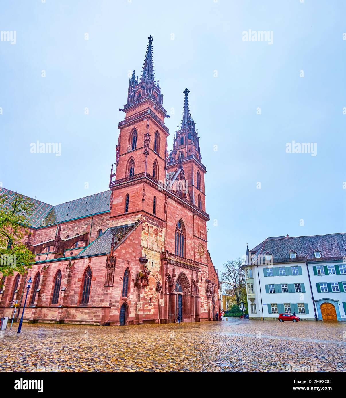 Basel Square Scenic facade of Basel Minster and Munsterplatz square, Basel ...