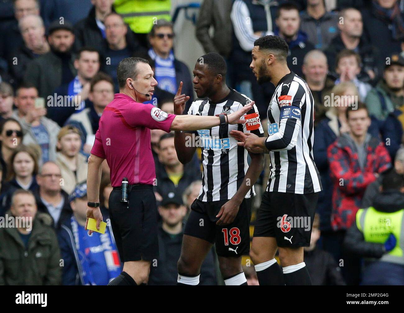 Chelsea's Loic Remy, center, gestures before being shown an yellow card ...