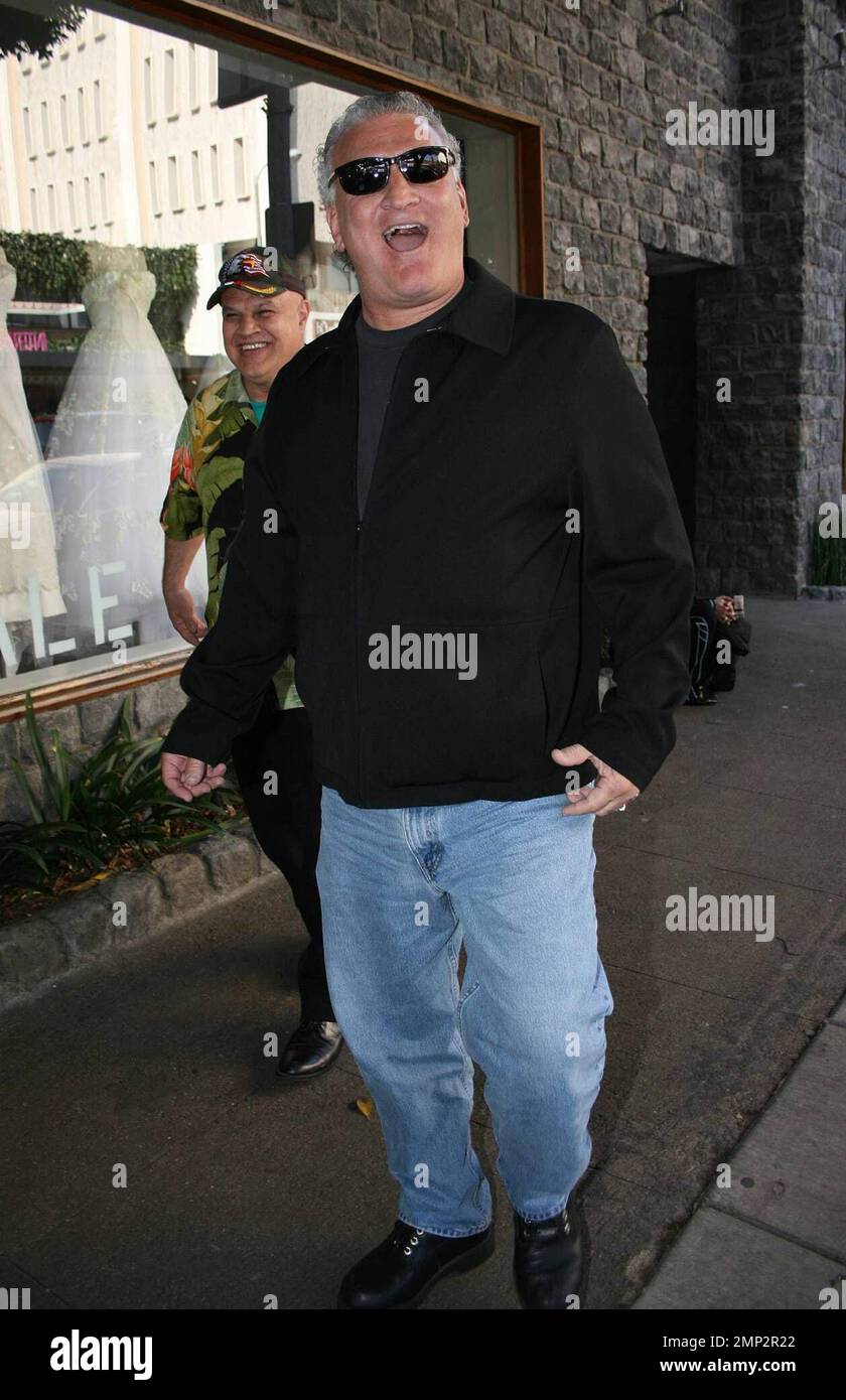 Joey Buttafuoco has lunch with some friends at The Ivy in West