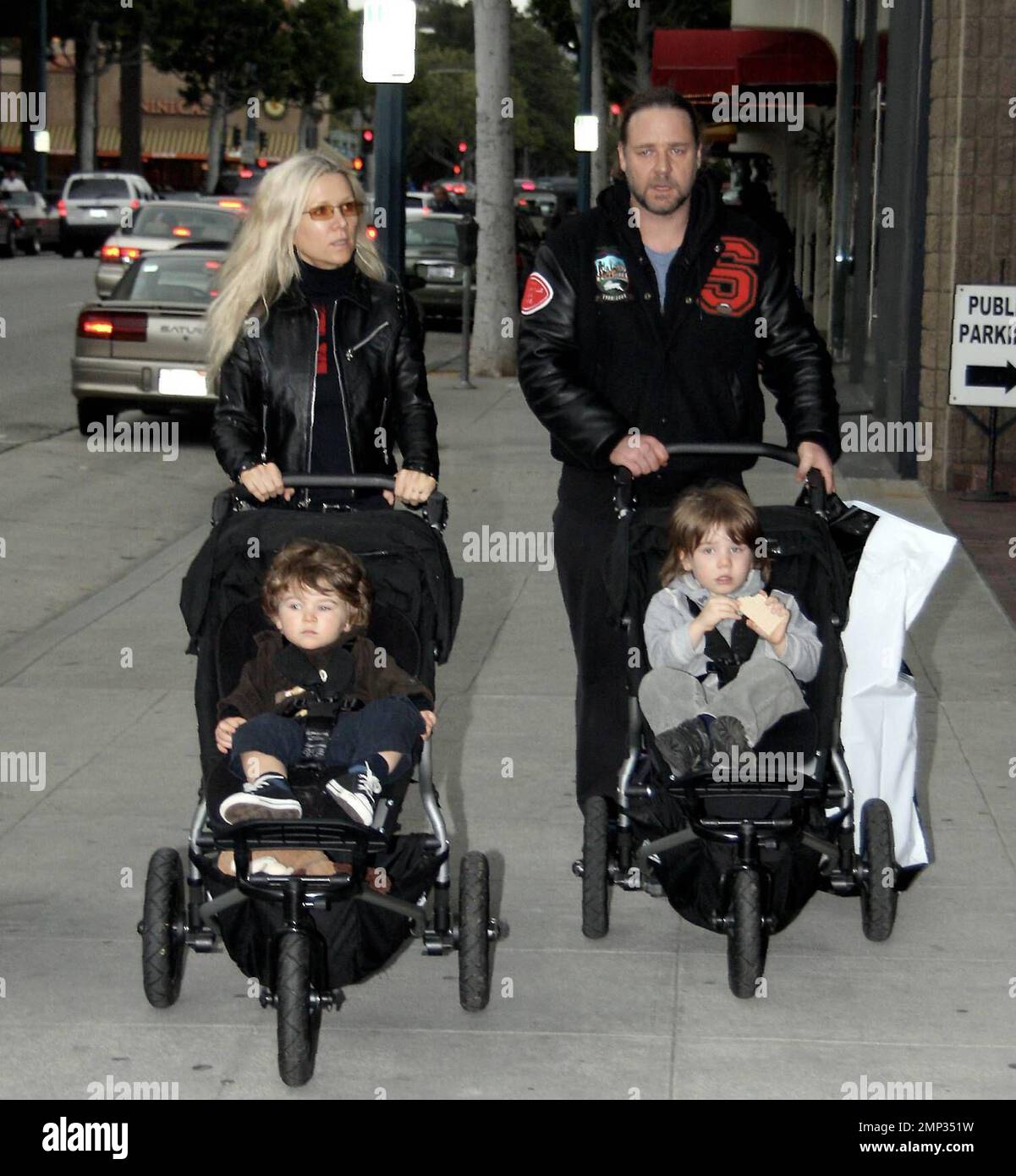 Russell Crowe shows he is a hands-on dad during a shopping spree in LA ...