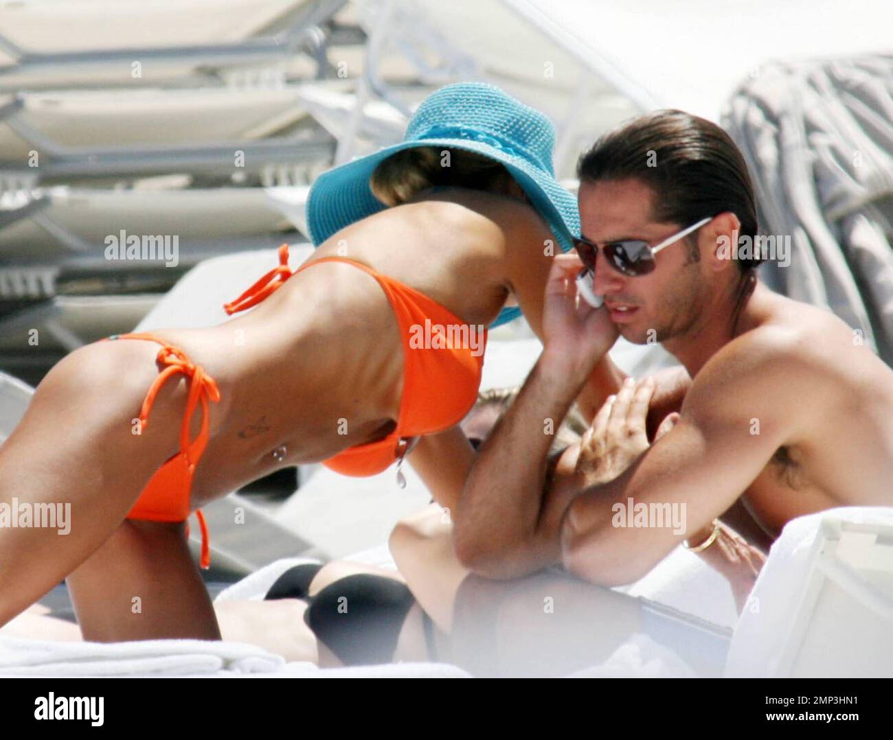 Нәзік лесбияндық массаж порно