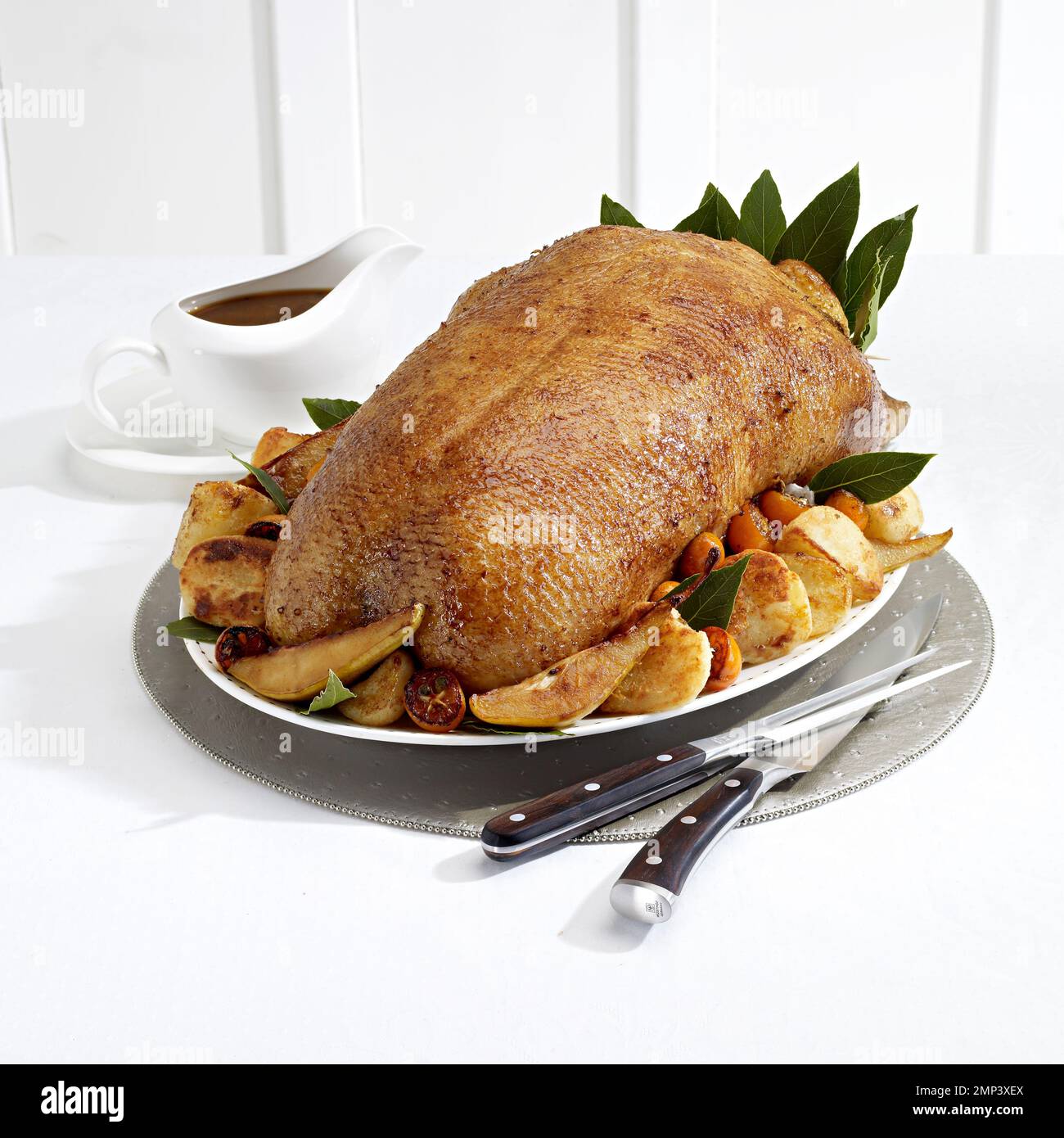 goose, poultry, cooked, delicious, dish, lunch, roast, gourmet, tasty, rustic, baked, cooking, crispy, tra Stock Photo