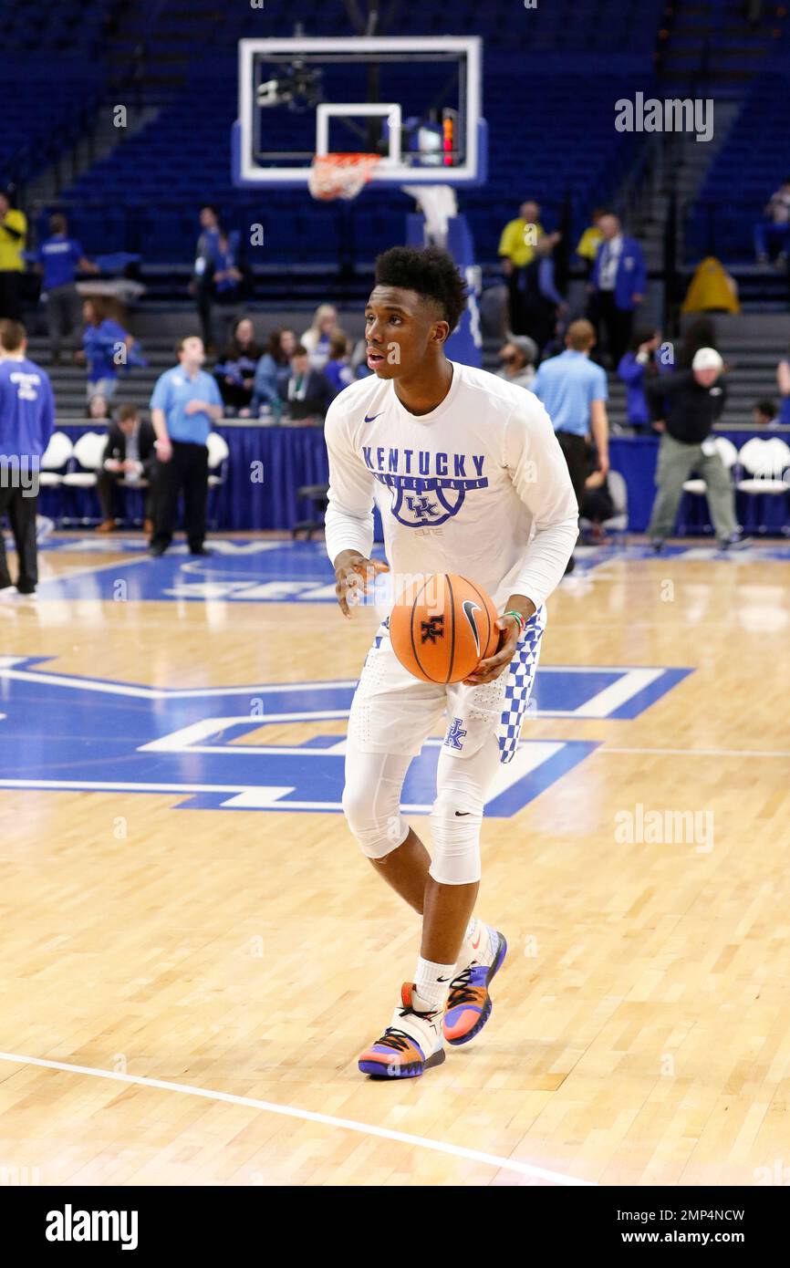 Kentucky's Hamidou Diallo warms up before an NCAA college basketball  exhibition game against Morehead State, Monday, Oct. 30, 2017, in  Lexington, Ky. (AP Photo/James Crisp Stock Photo - Alamy