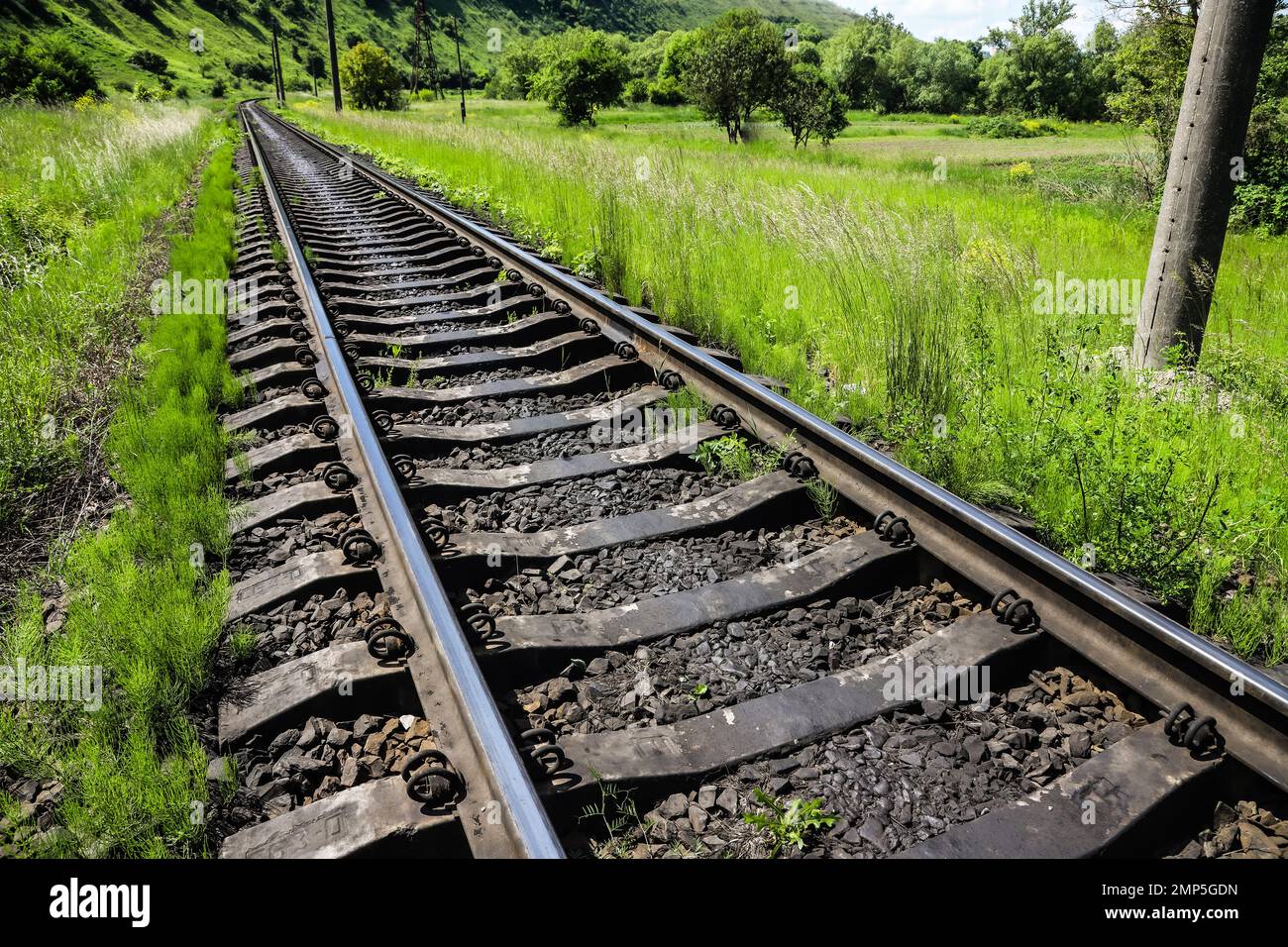 railway-tracks-on-which-trains-run-on-a-summer-day-travel-and