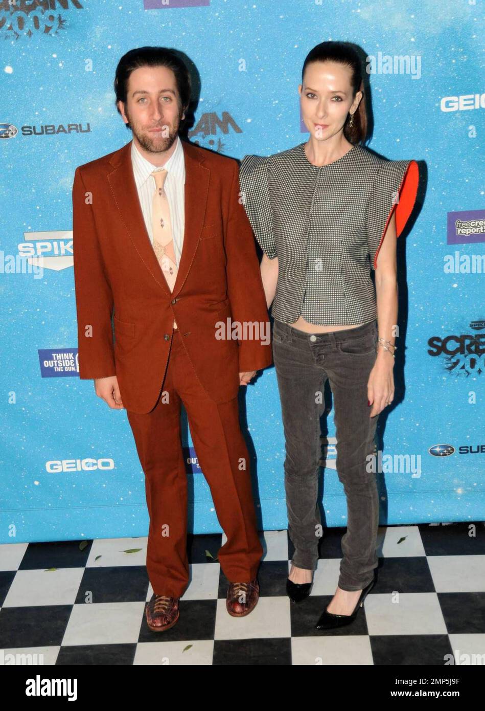 Simon Helberg at the Spike TV 2009 Scream Awards, at the Greek Theater