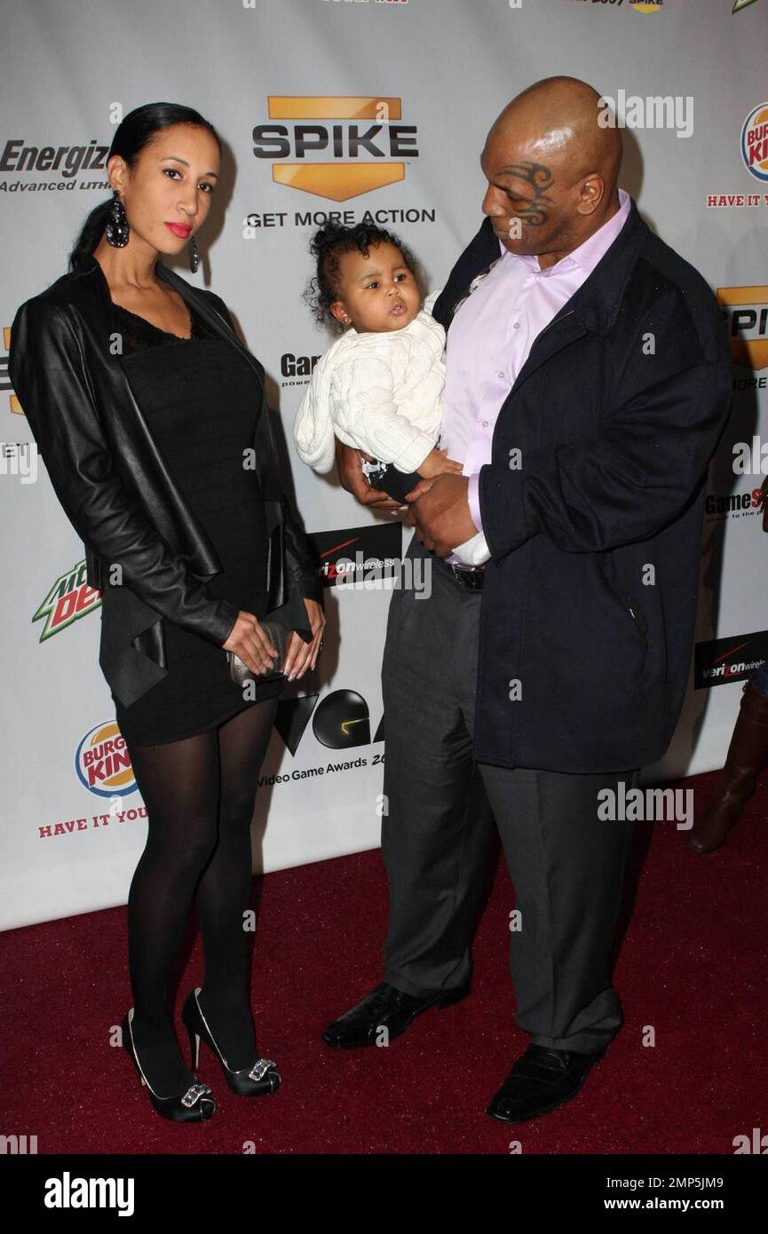 Mike Tyson with family at Spike TV's Video Game Awards 2009. Los ...