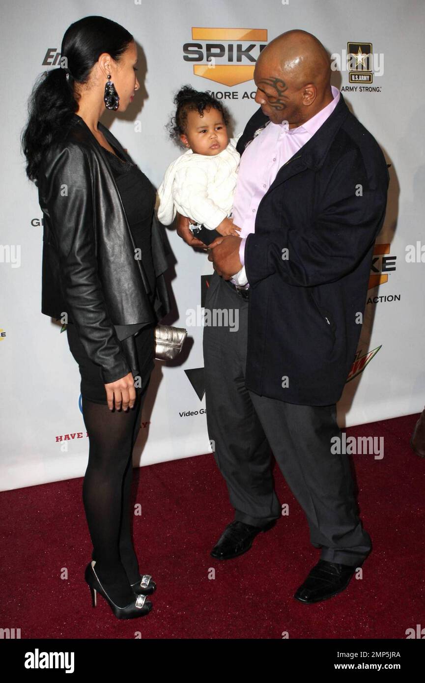 Mike Tyson with family at Spike TV's Video Game Awards 2009. Los ...